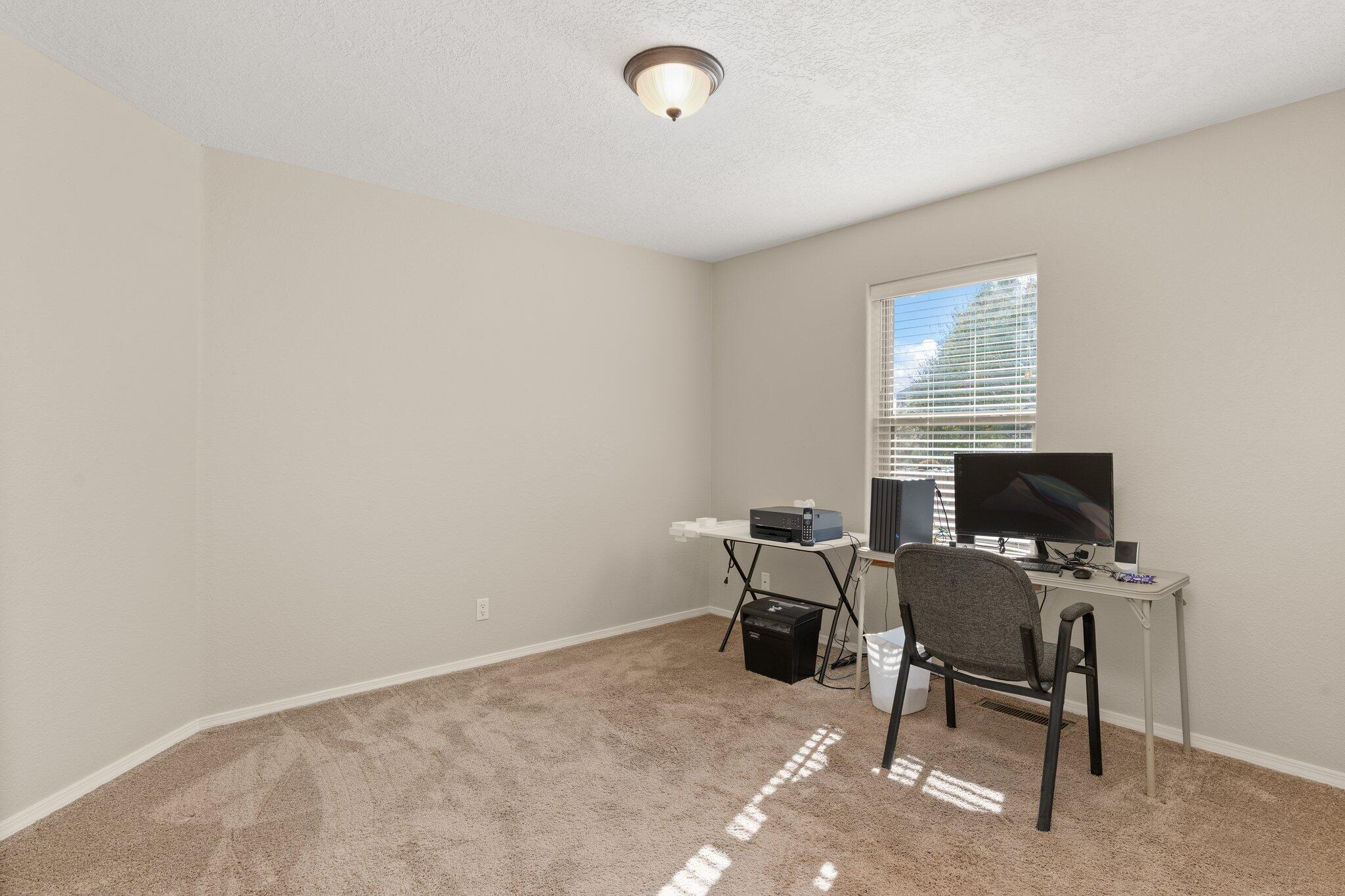 6808 Nagoya Road NE
