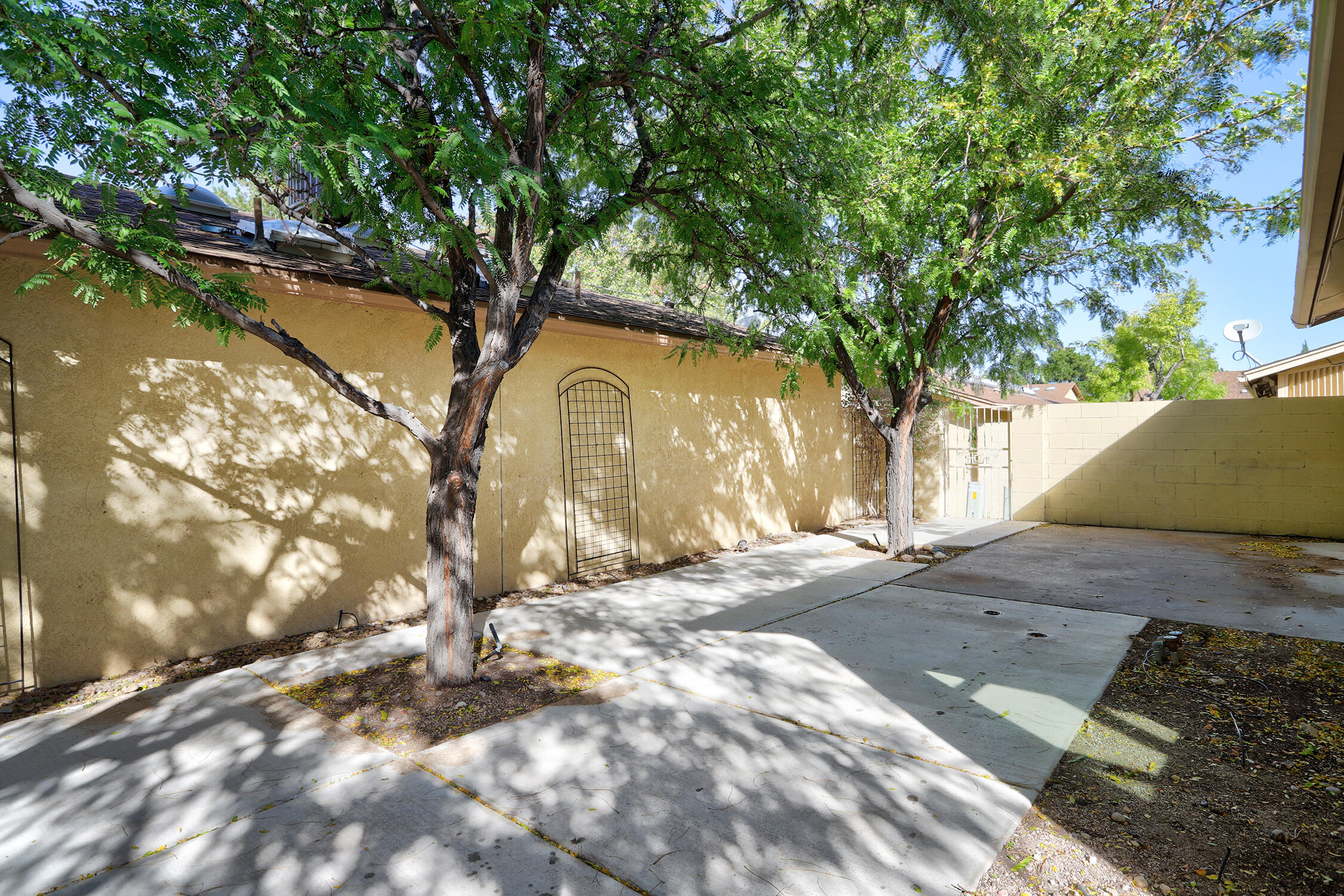 10709 Griffith Park Drive NE