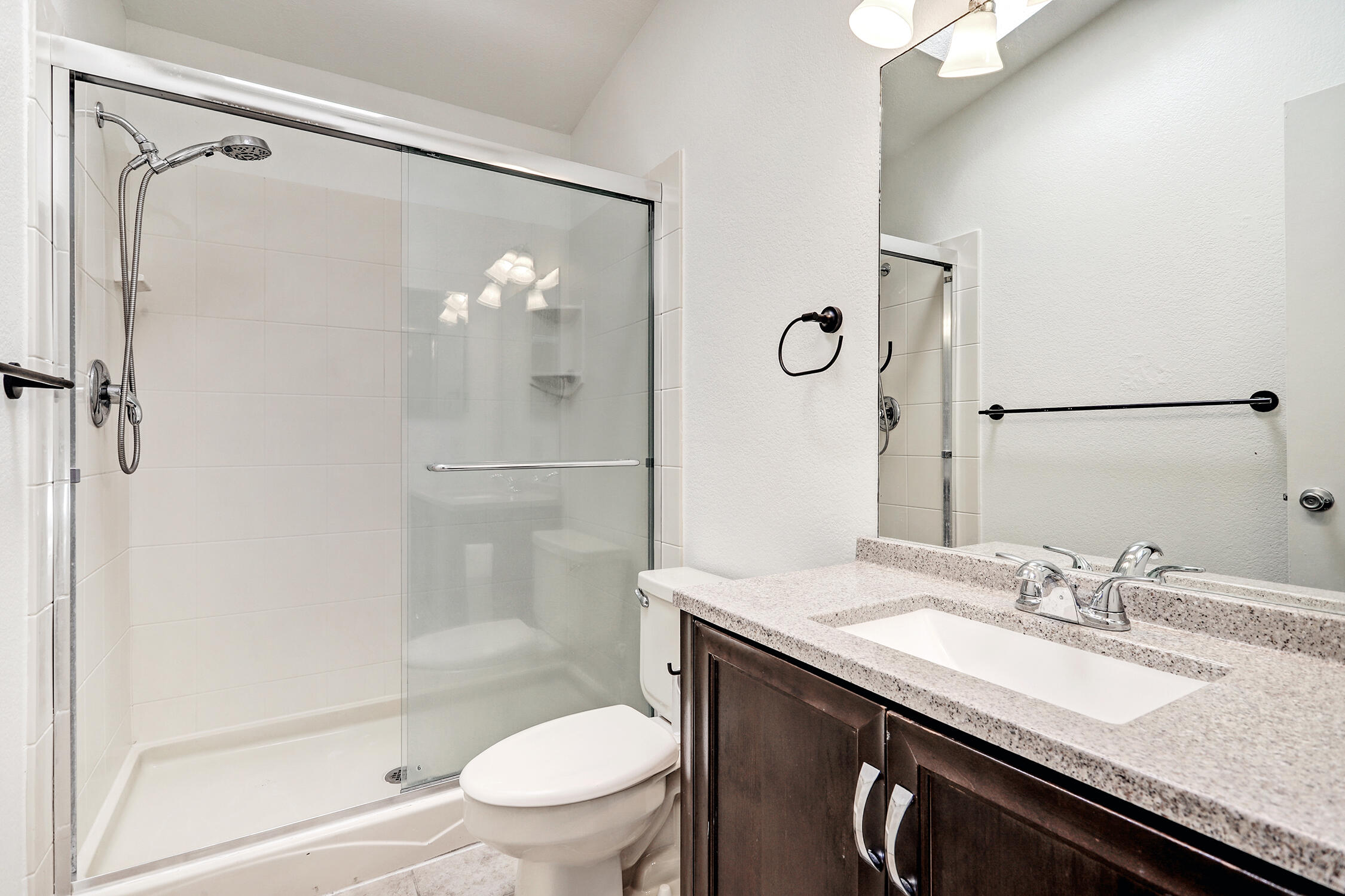 10709 Griffith Park Drive NE