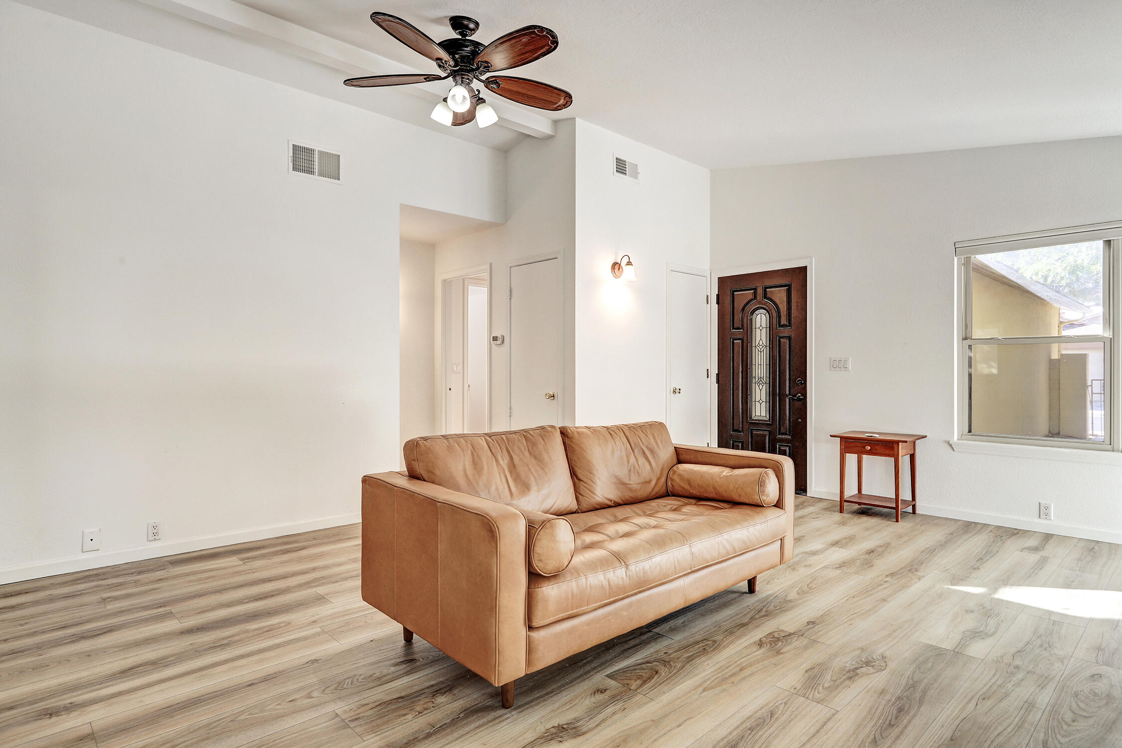 10709 Griffith Park Drive NE