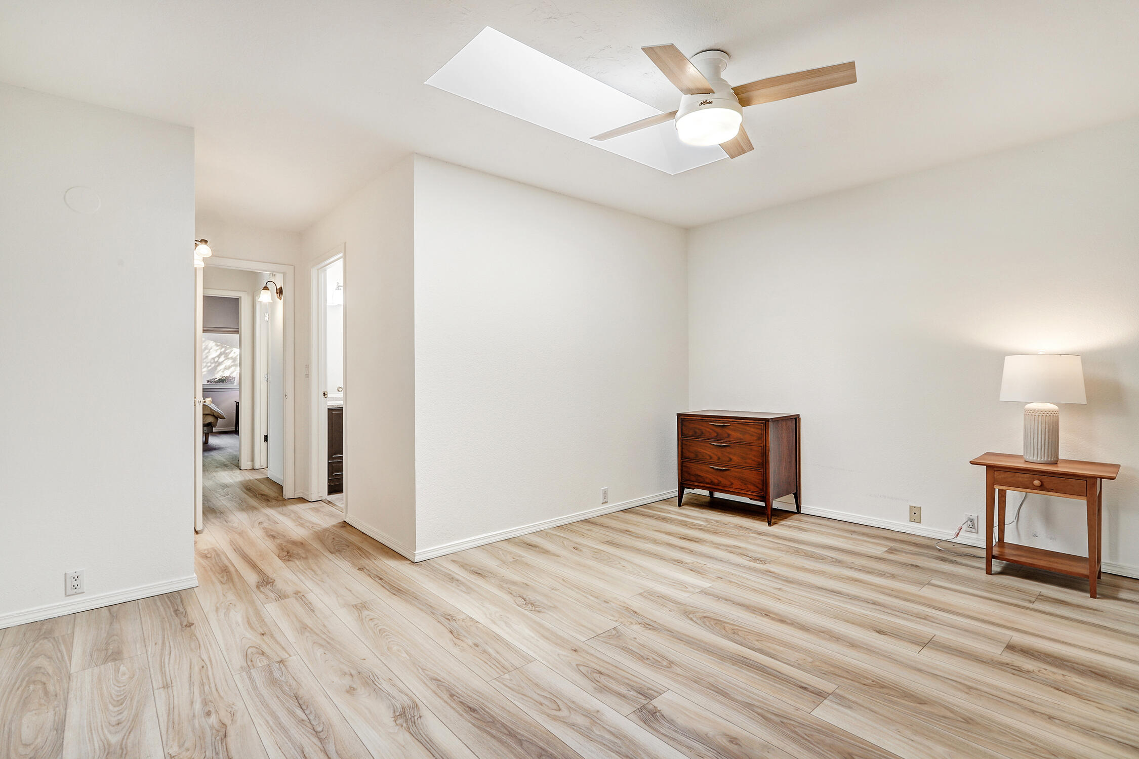 10709 Griffith Park Drive NE