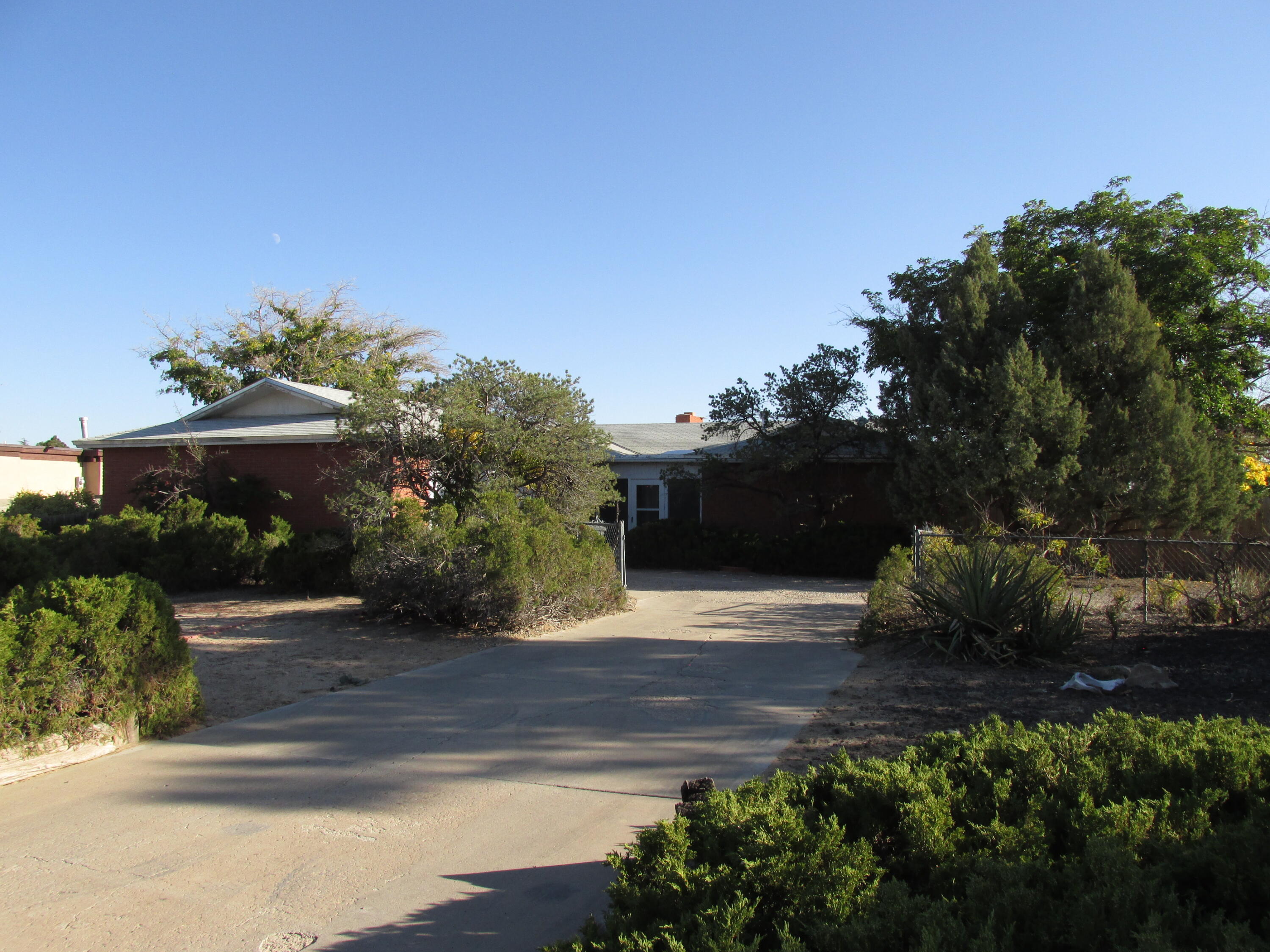 5112 Justin Drive NW