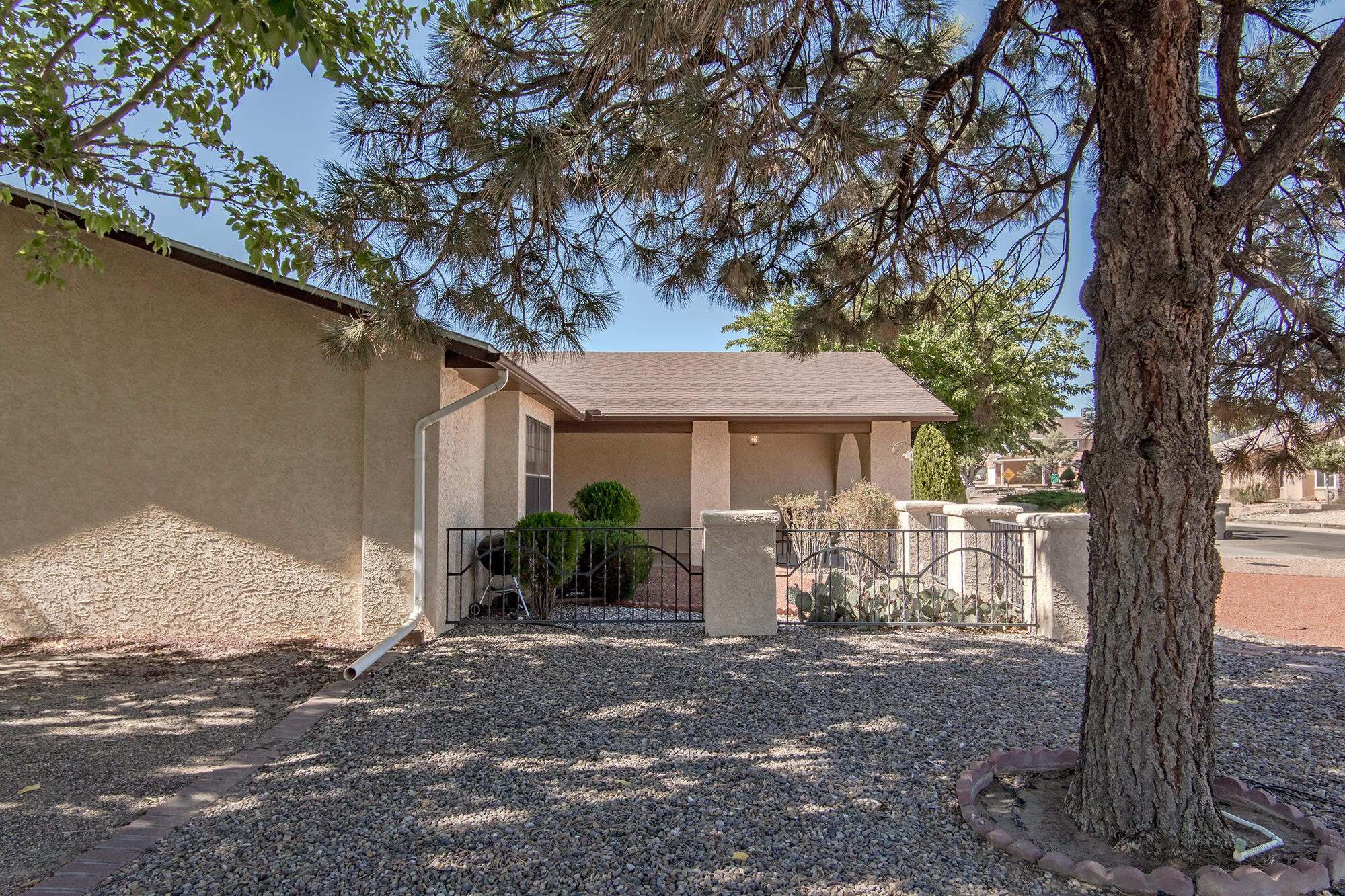 2900 Trevino Drive SE