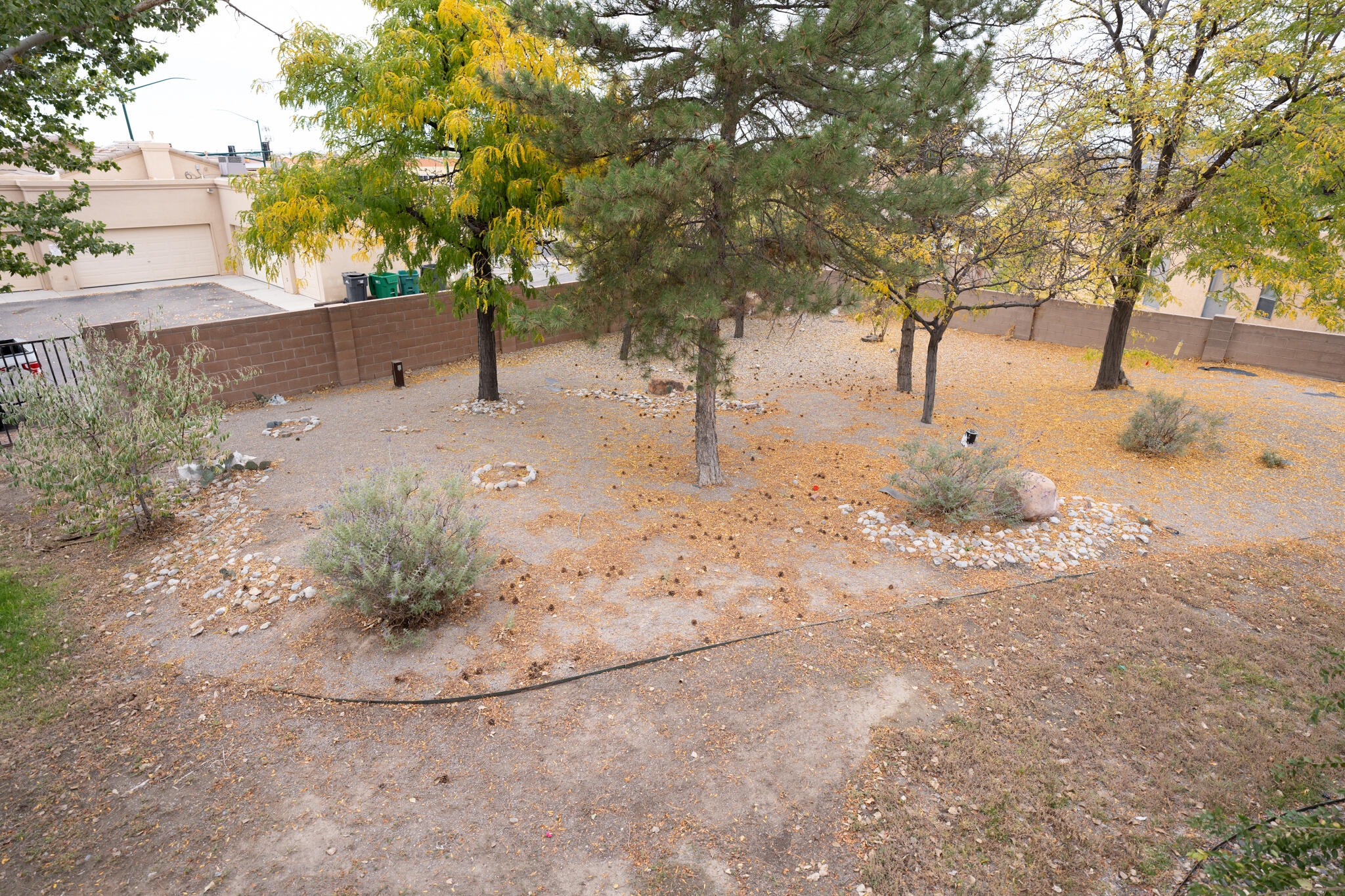 911 Country Club Drive SE Unit: F