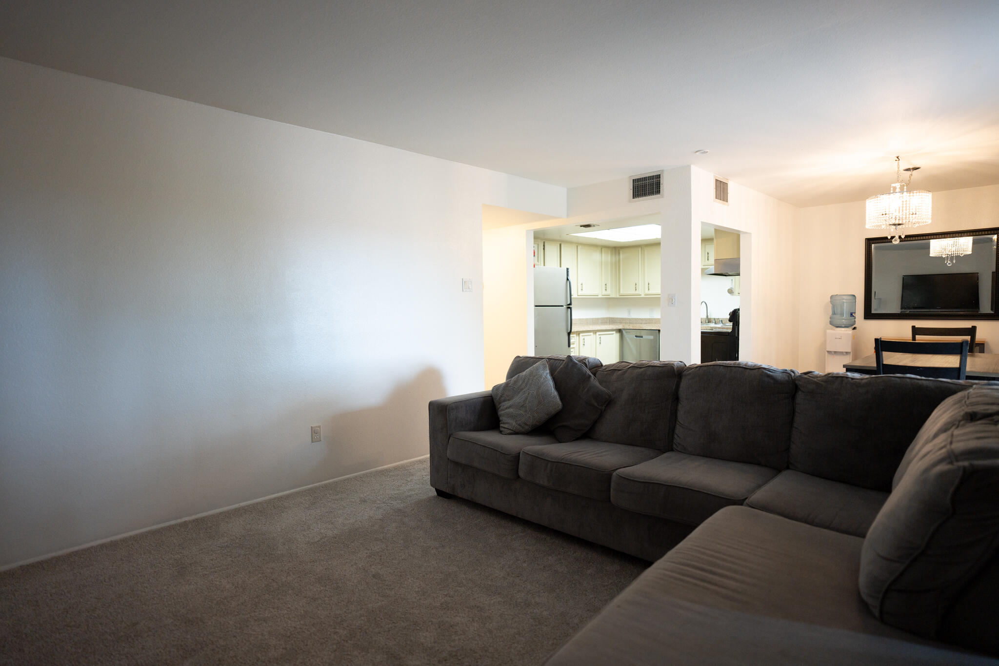 911 Country Club Drive SE Unit: F