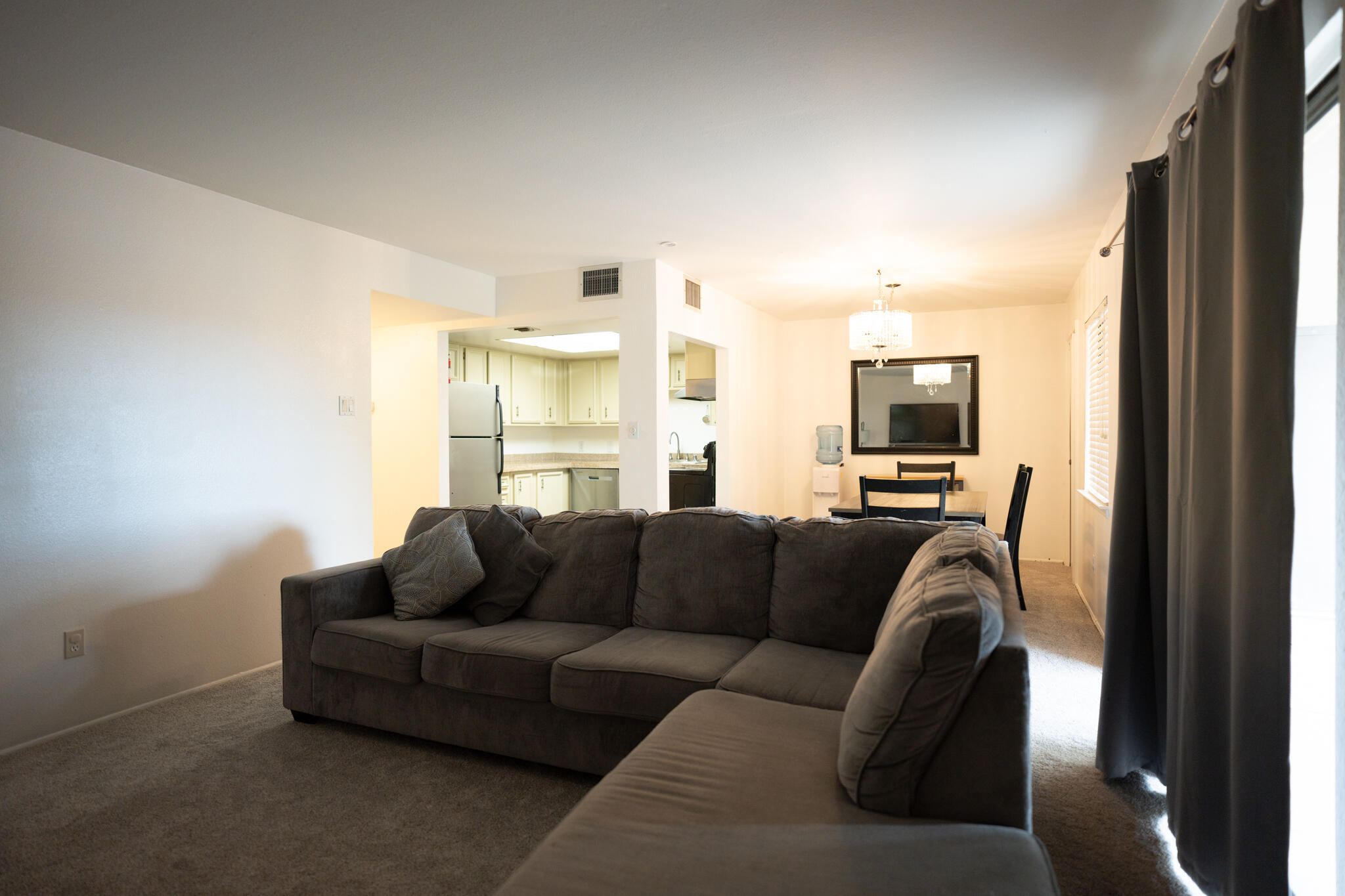 911 Country Club Drive SE Unit: F