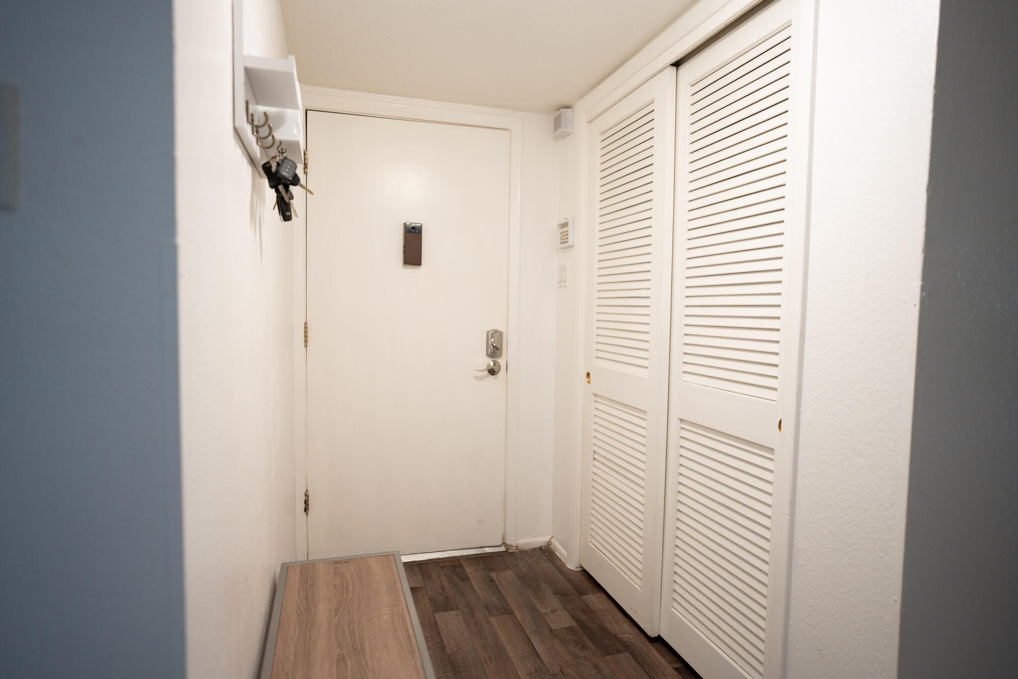 911 Country Club Drive SE Unit: F