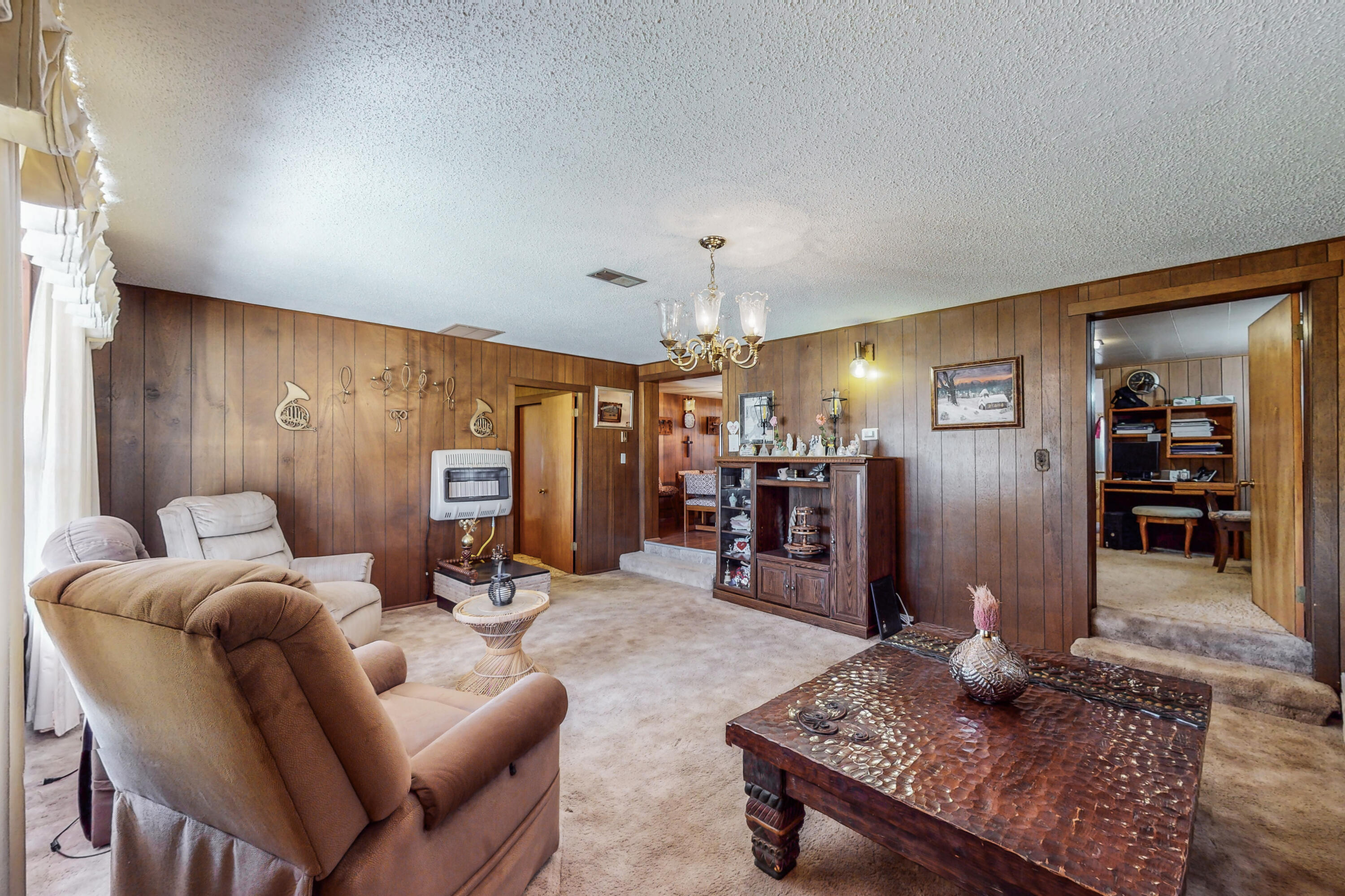 211 N Ripley Avenue
