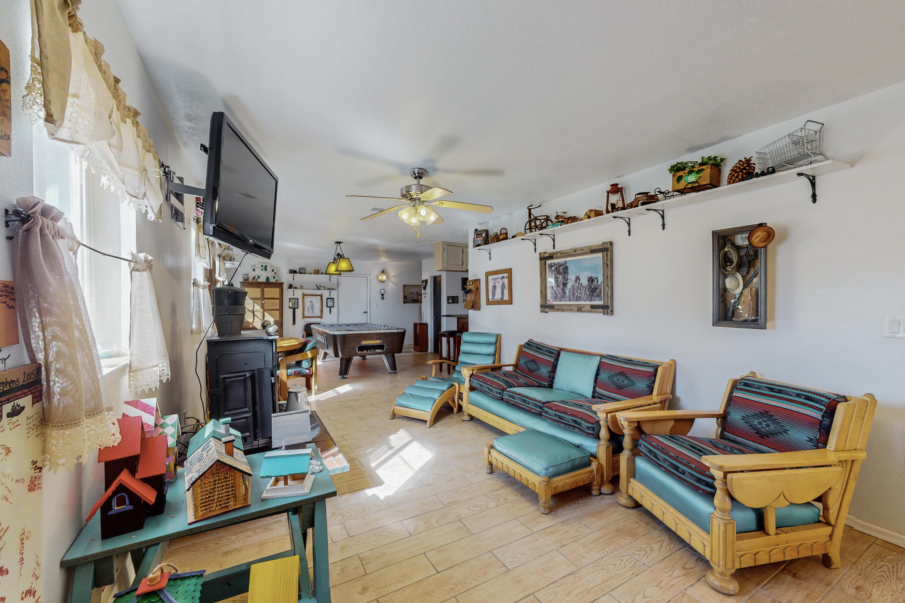 211 N Ripley Avenue