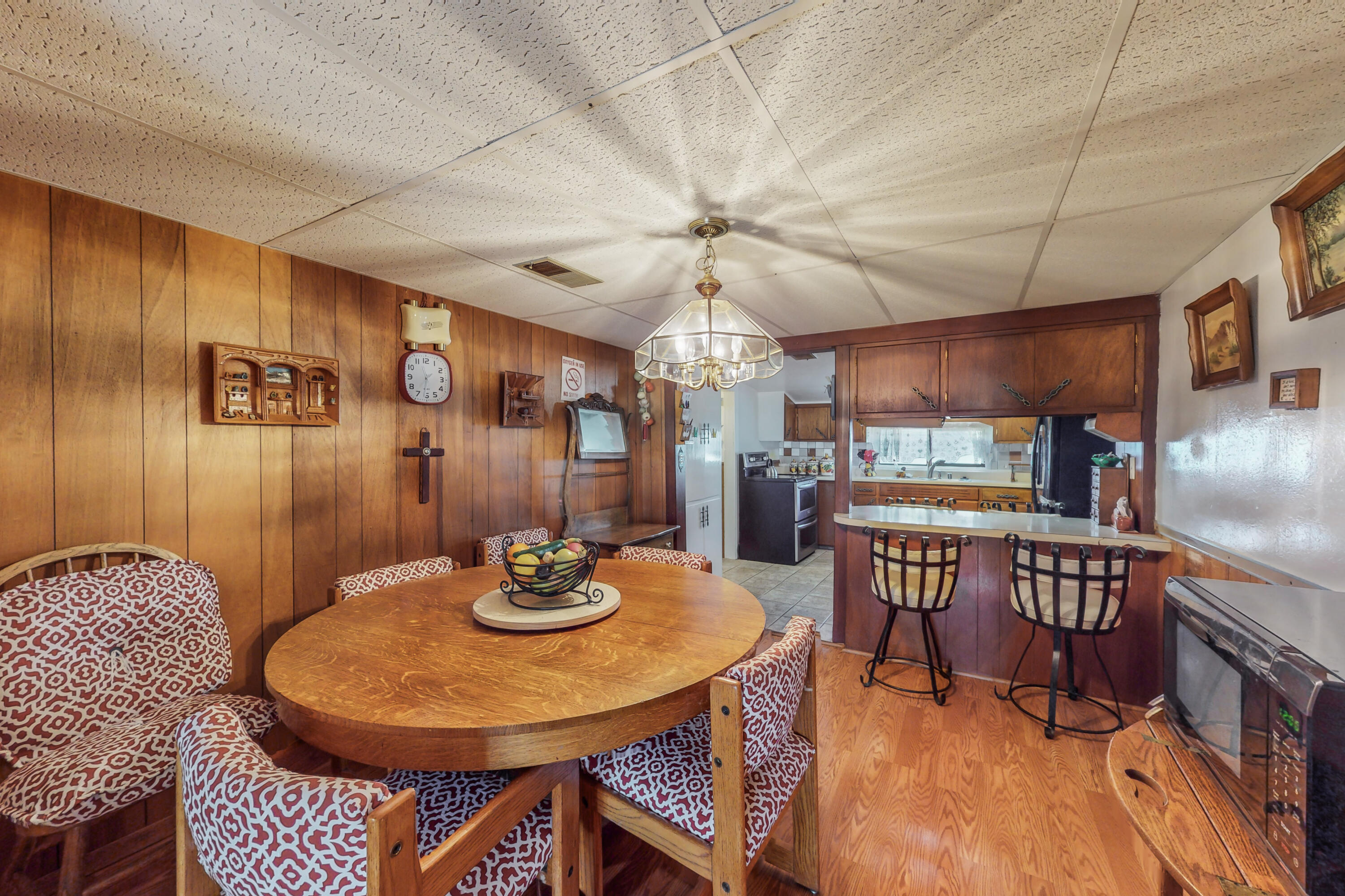 211 N Ripley Avenue
