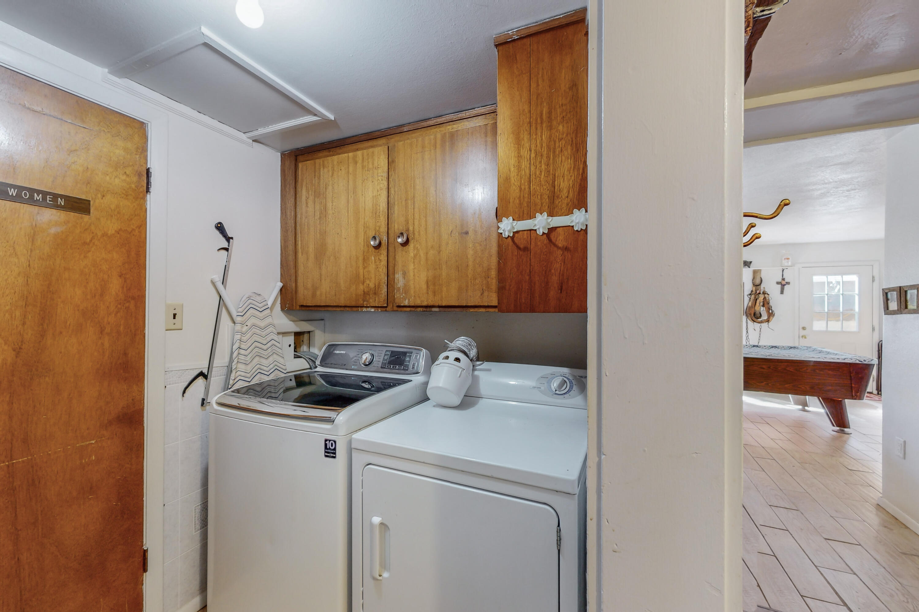 211 N Ripley Avenue