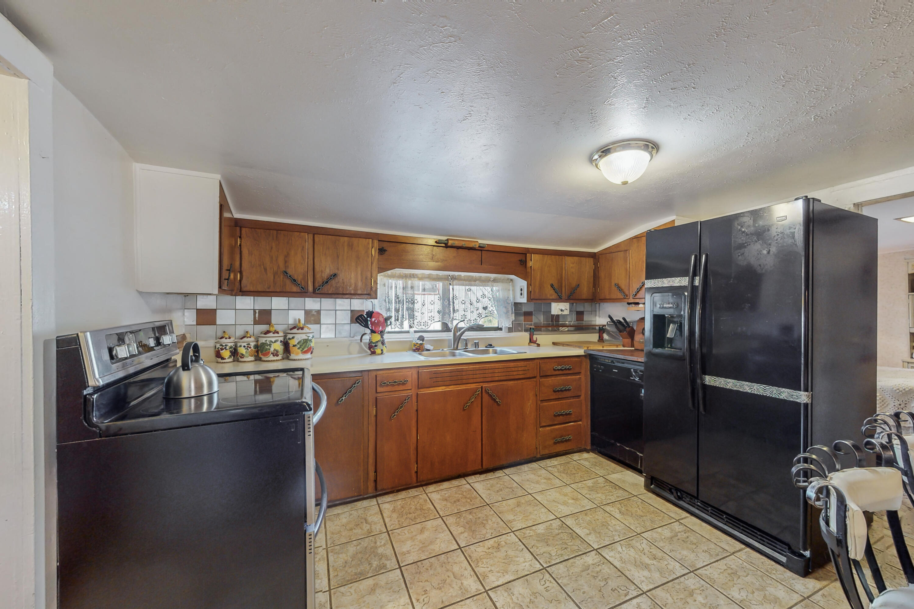 211 N Ripley Avenue