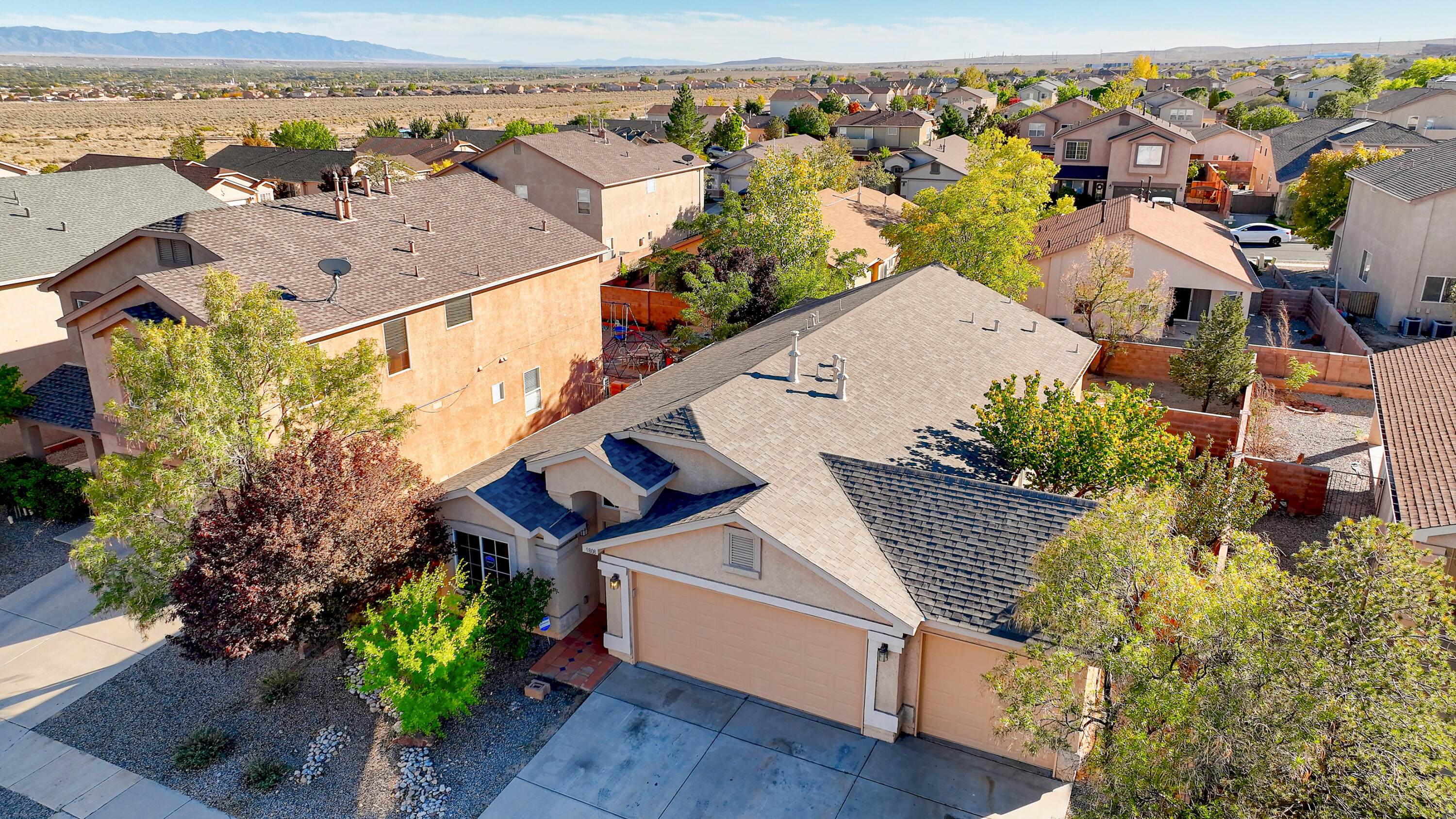 9808 Sun Chaser Trail SW