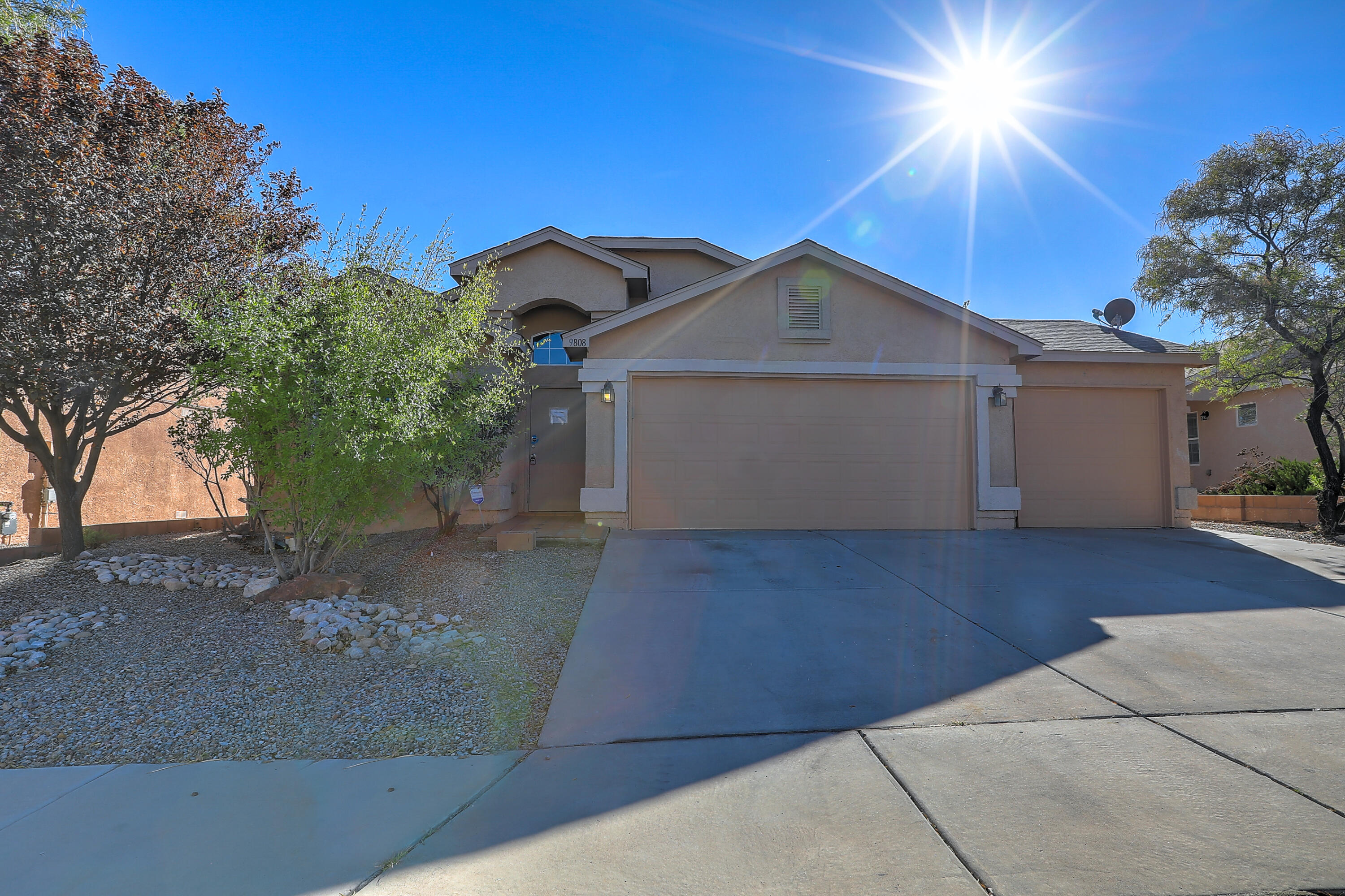 9808 Sun Chaser Trail SW