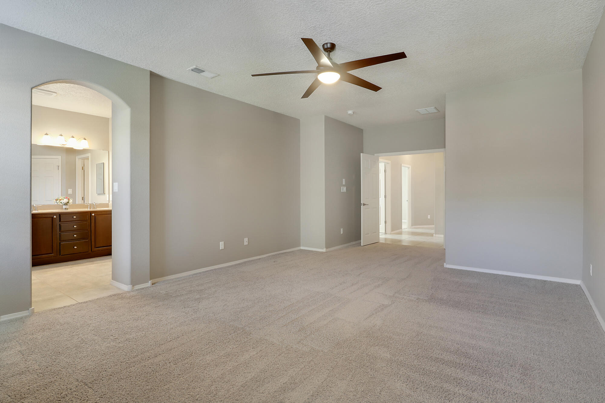 1410 Alamo Drive SE