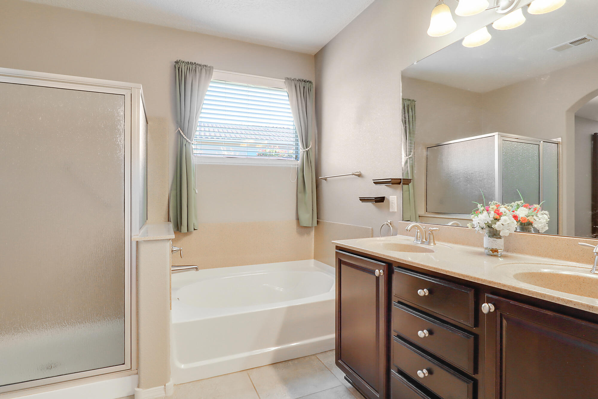 1410 Alamo Drive SE