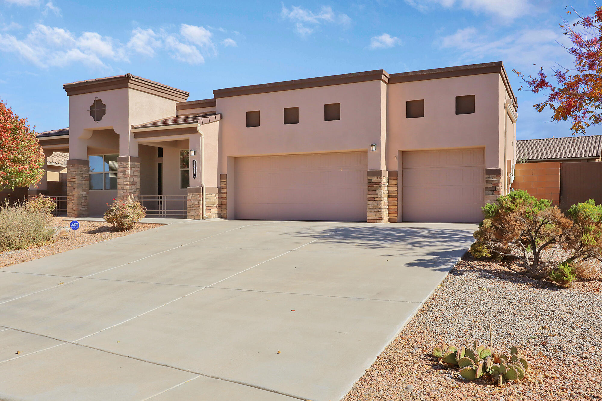 1410 Alamo Drive SE