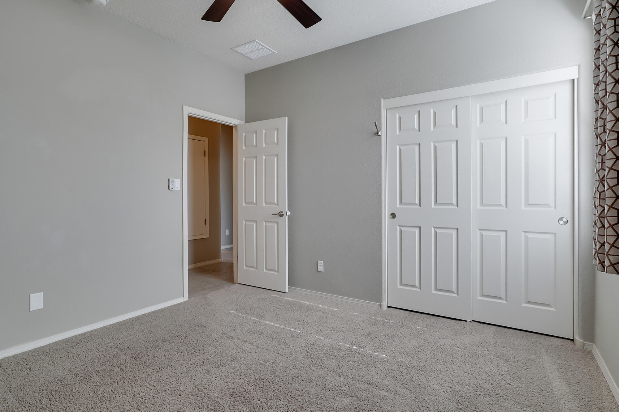 1410 Alamo Drive SE