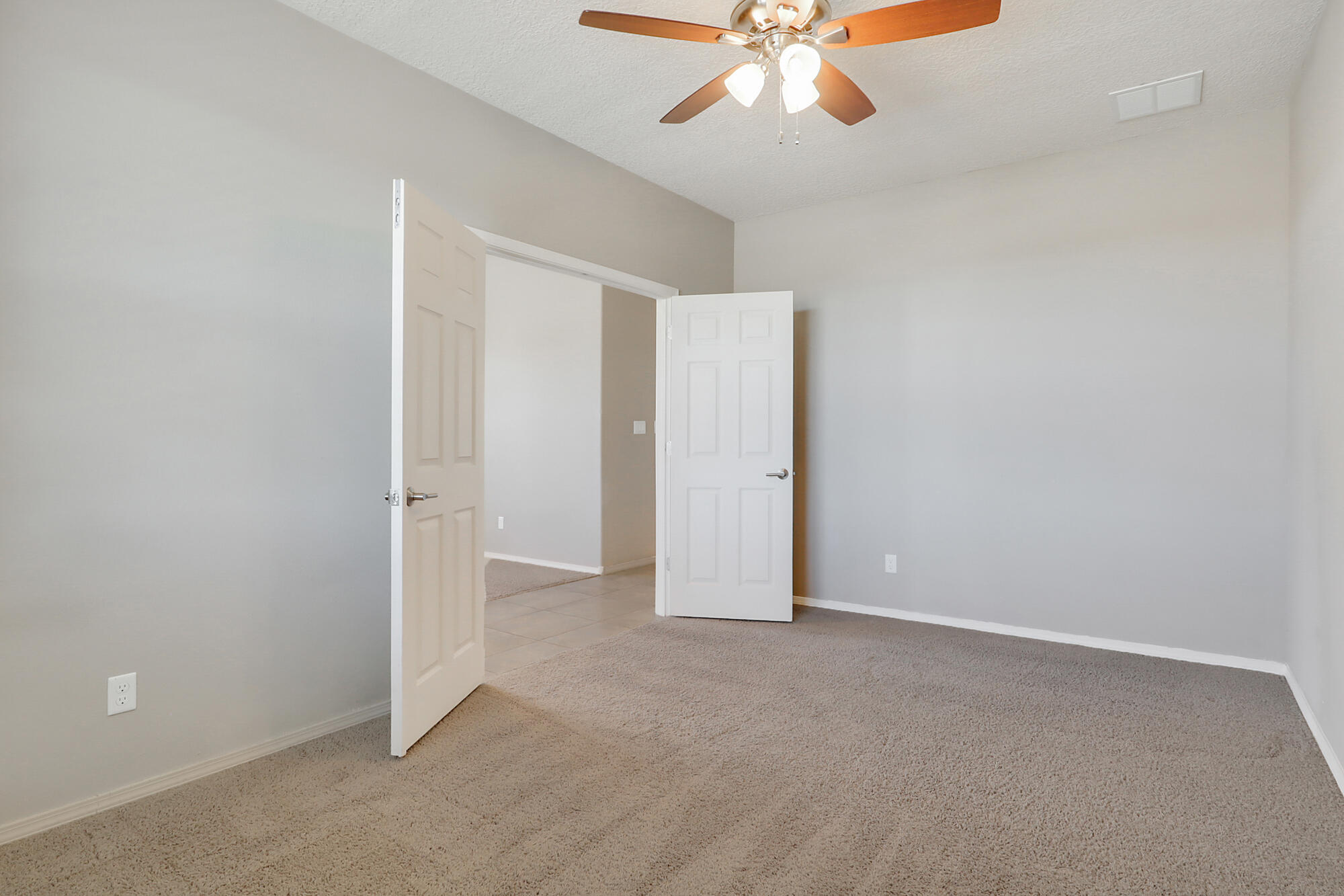 1410 Alamo Drive SE