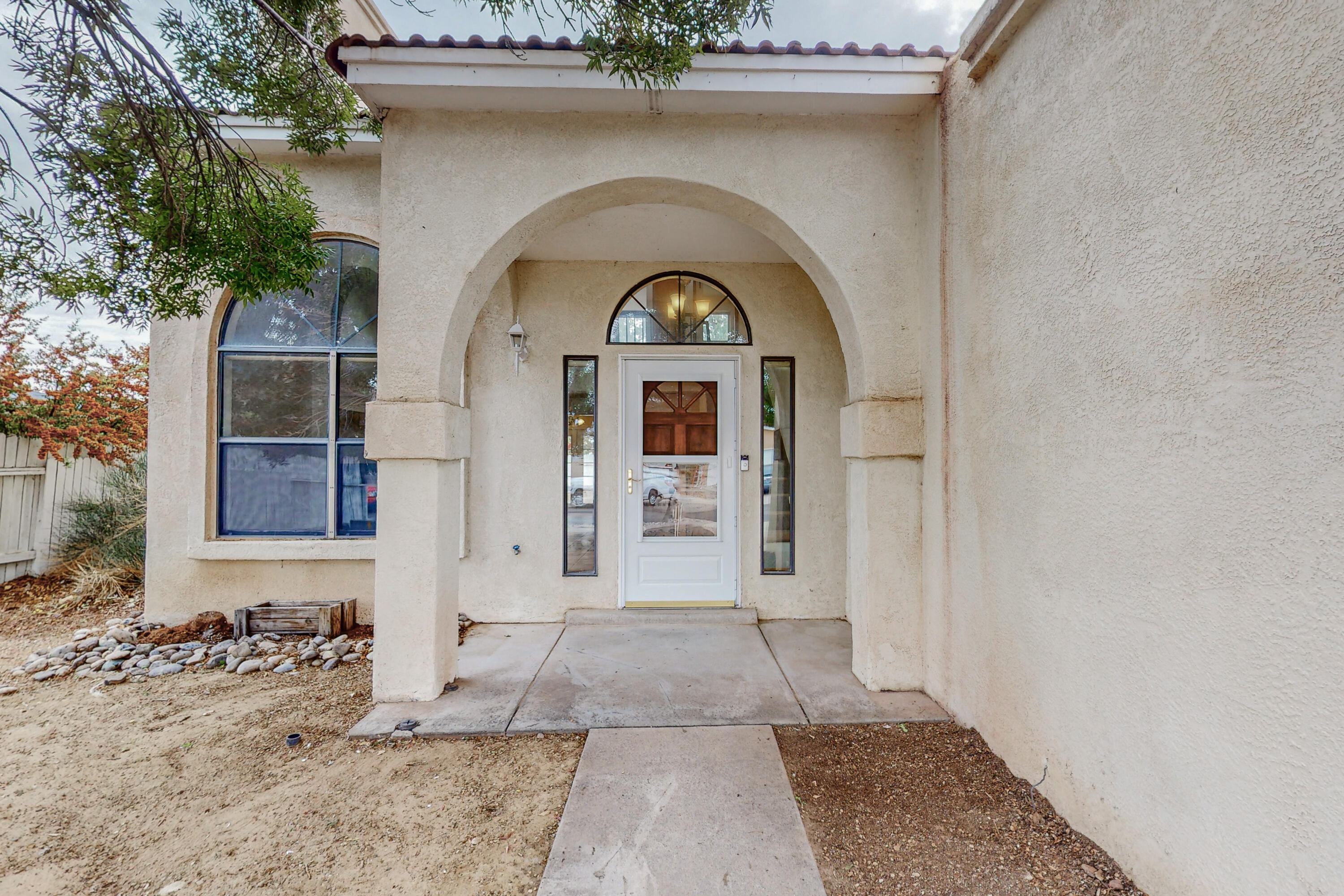 5206 Desert Sand Place NW