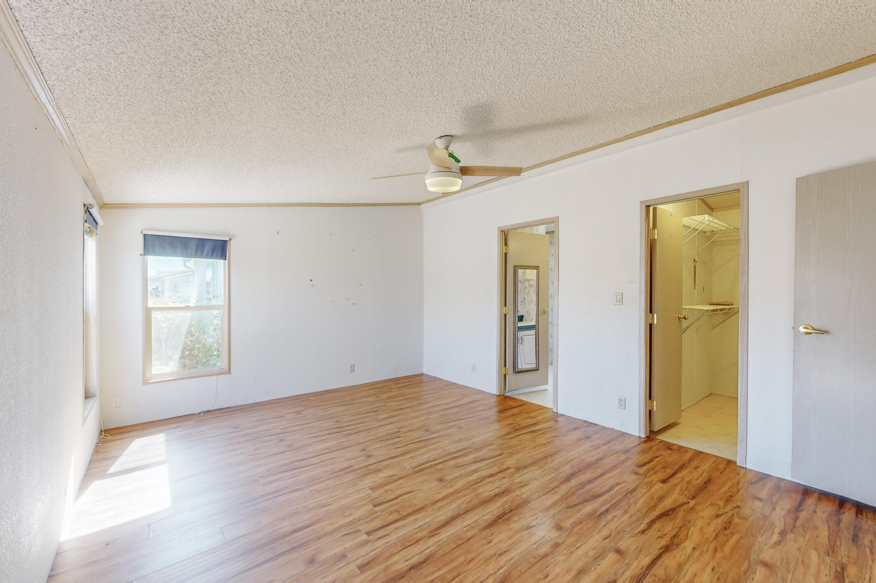 118 Sunrise Bluffs Drive