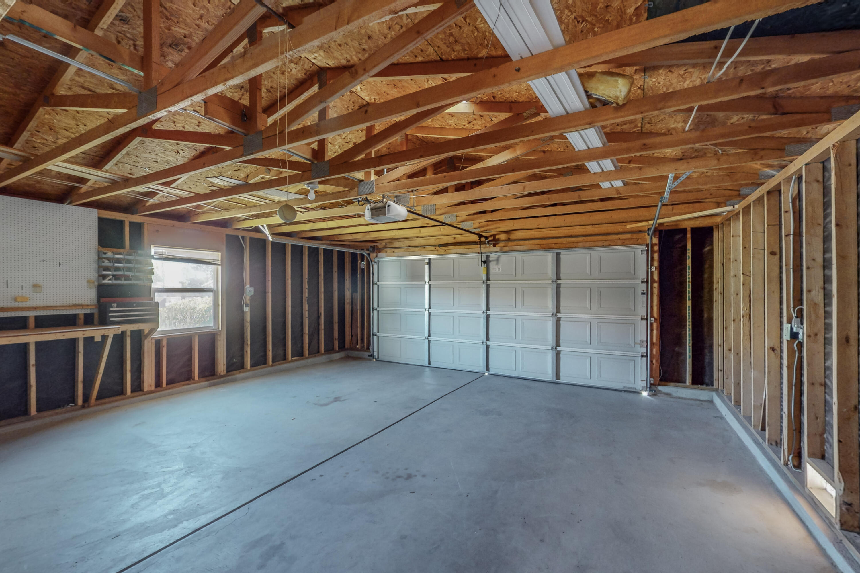 118 Sunrise Bluffs Drive