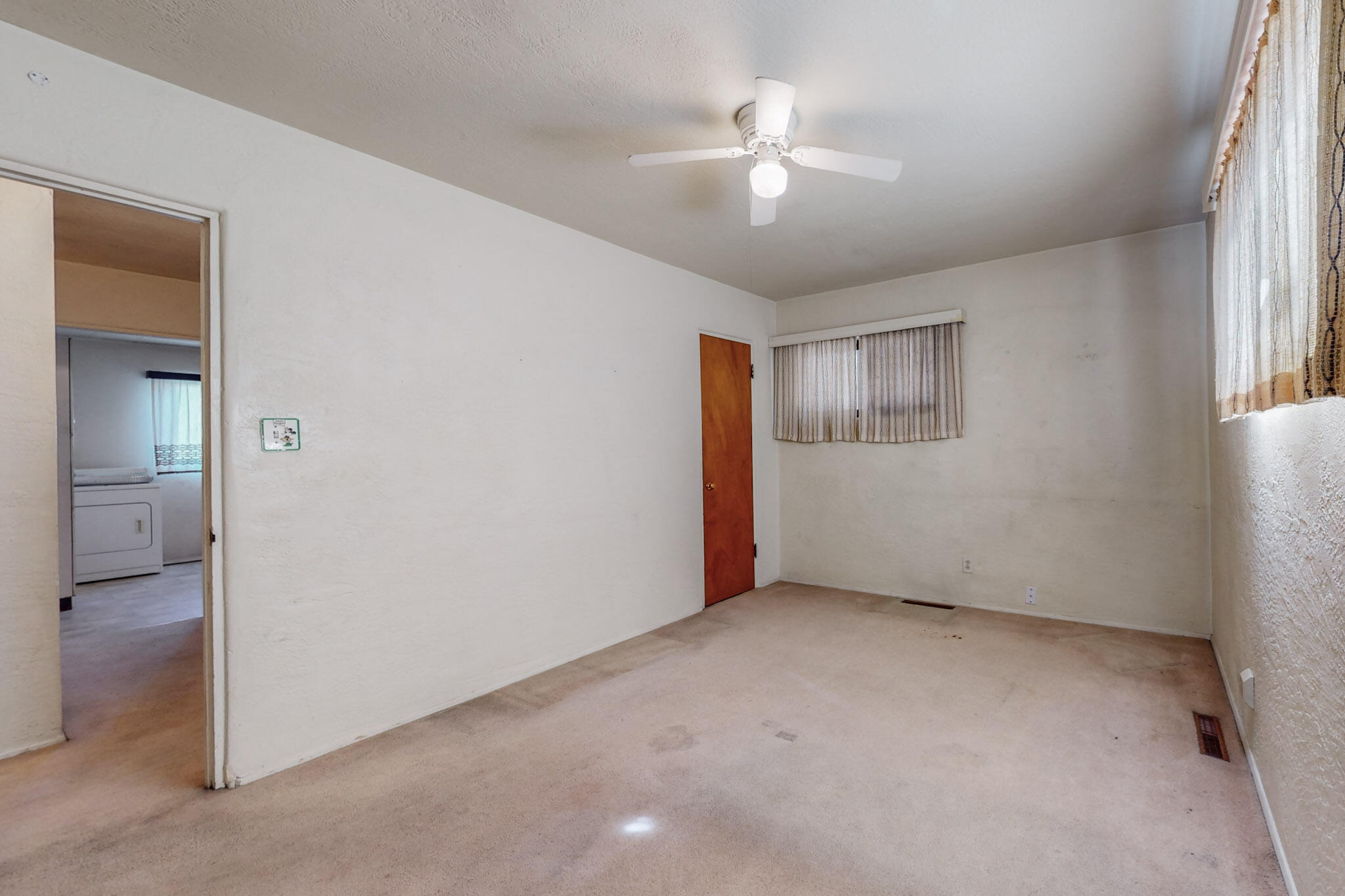 700 Cardenas Drive SE