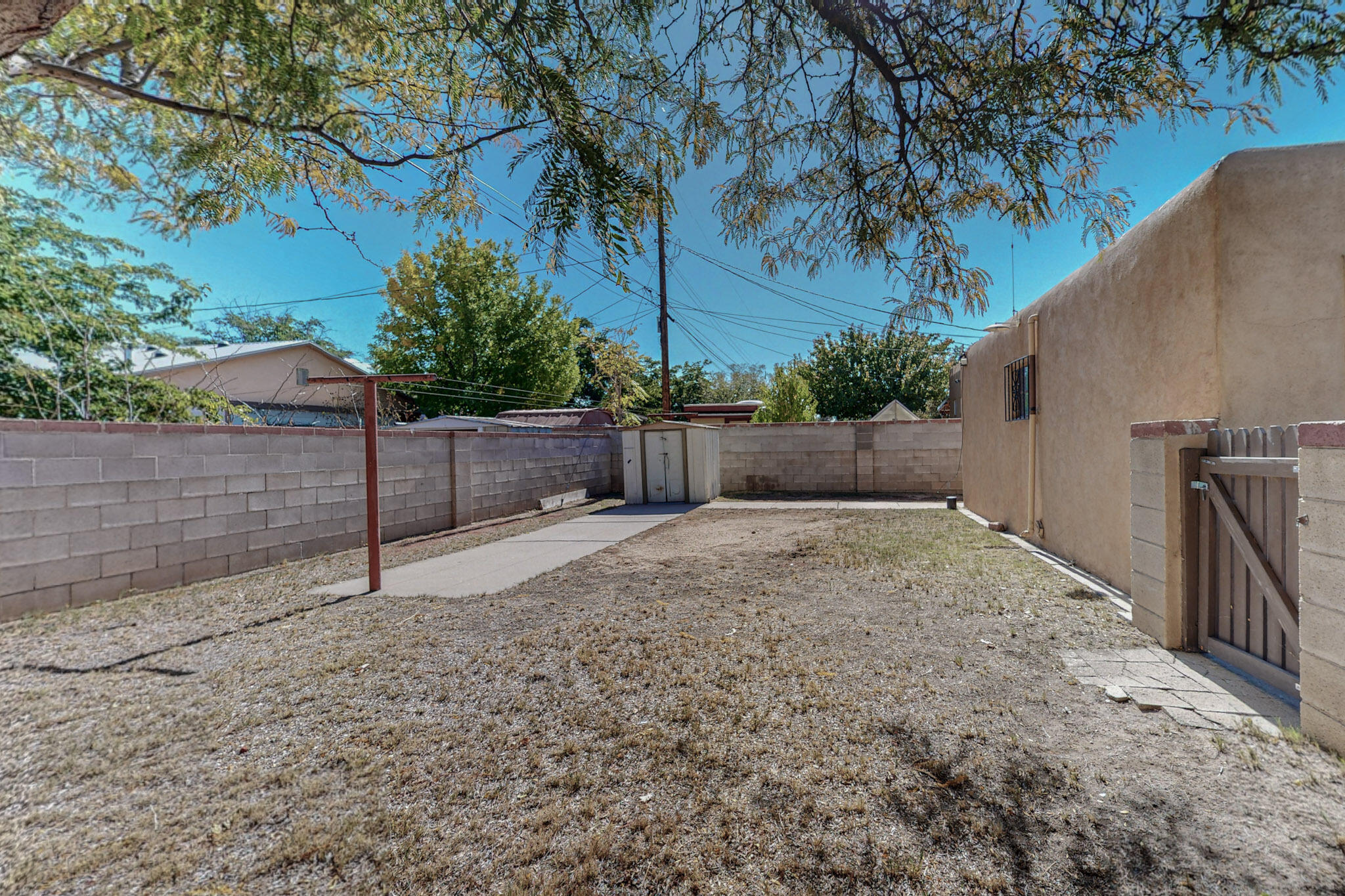 700 Cardenas Drive SE