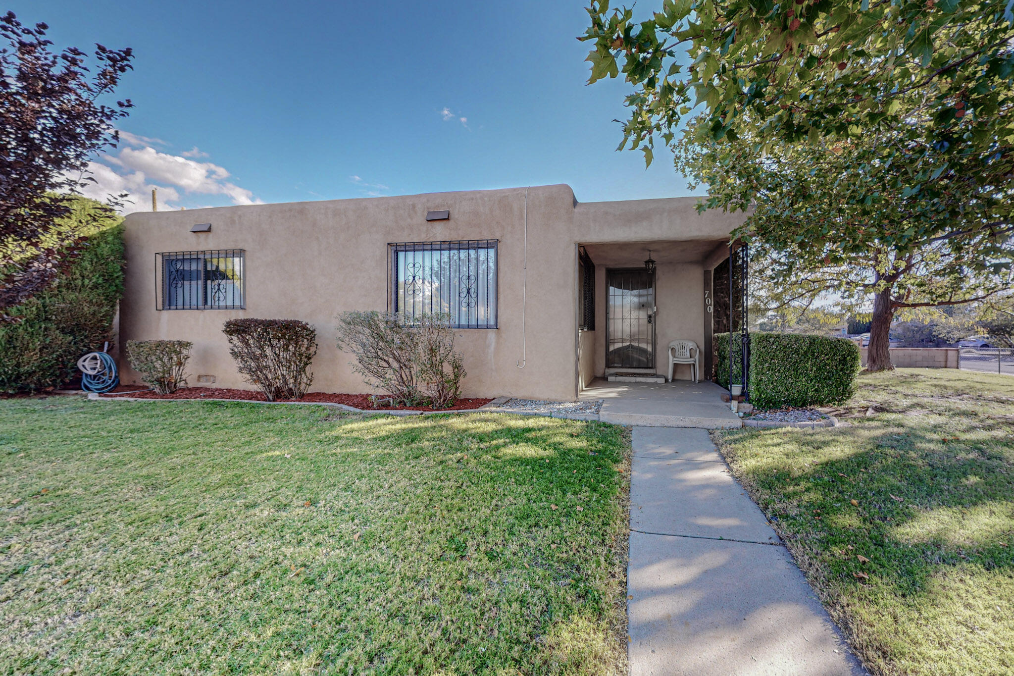 700 Cardenas Drive SE