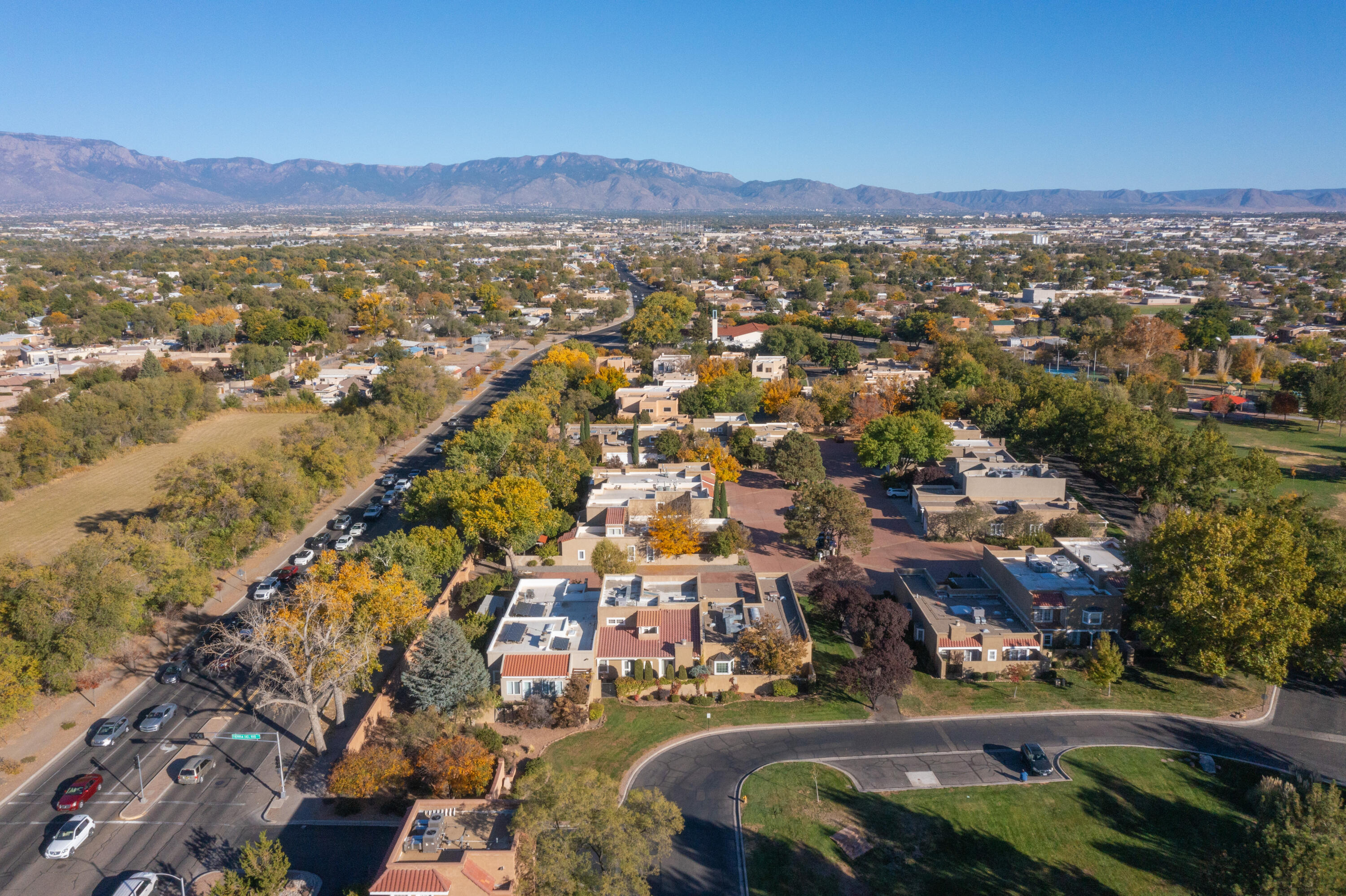 1513 Plaza Encantada NW