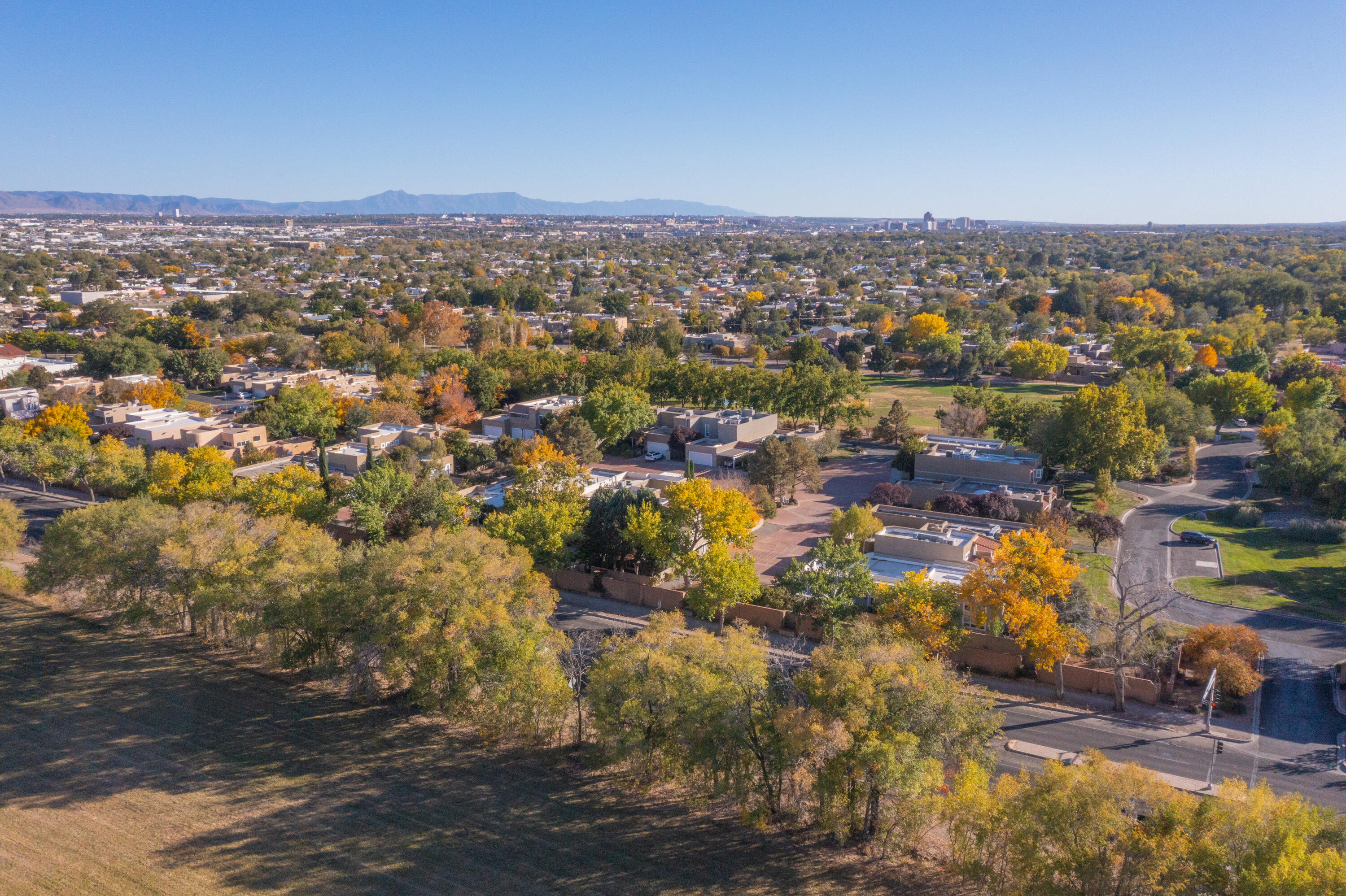 1513 Plaza Encantada NW