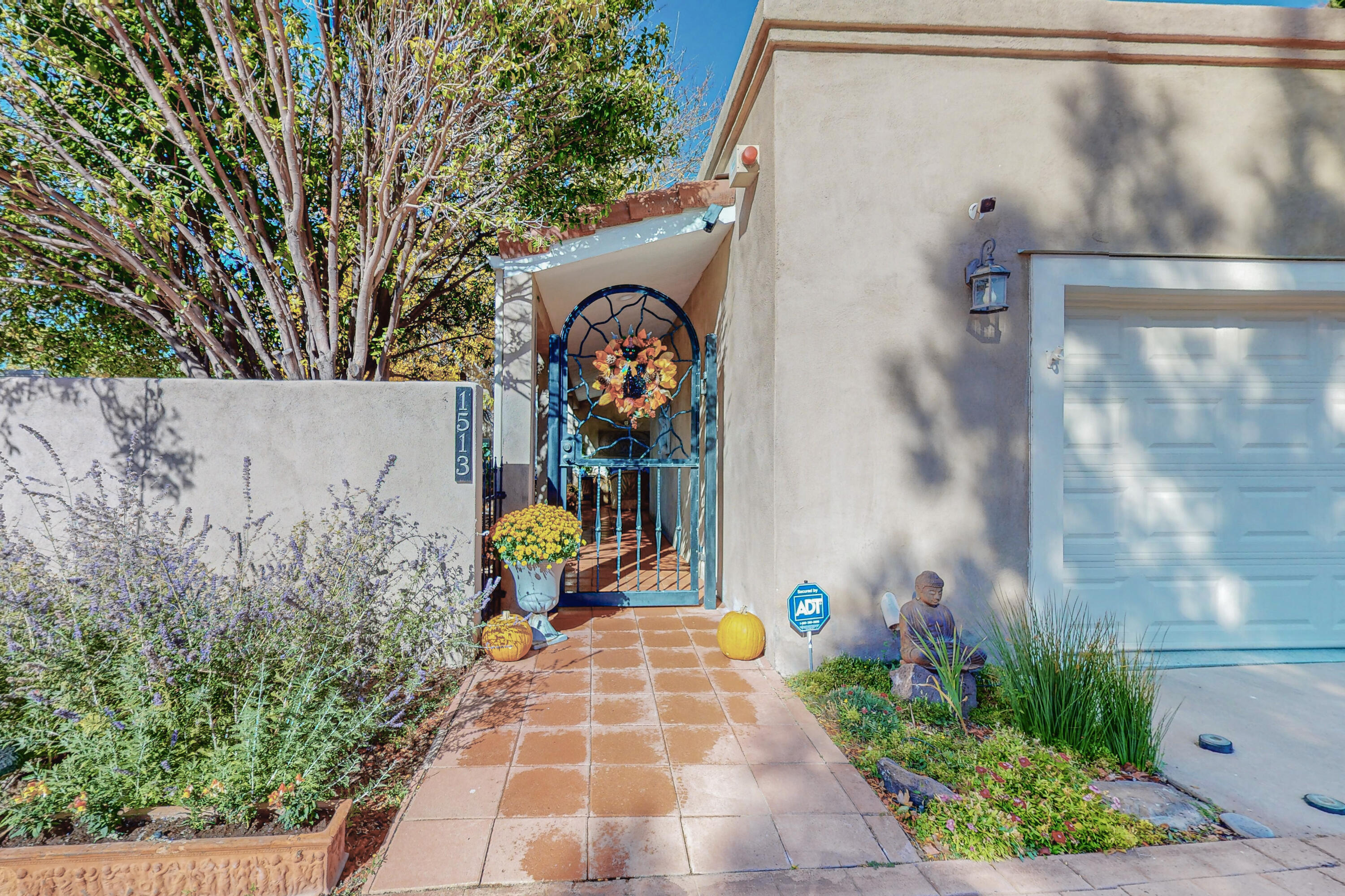1513 Plaza Encantada NW