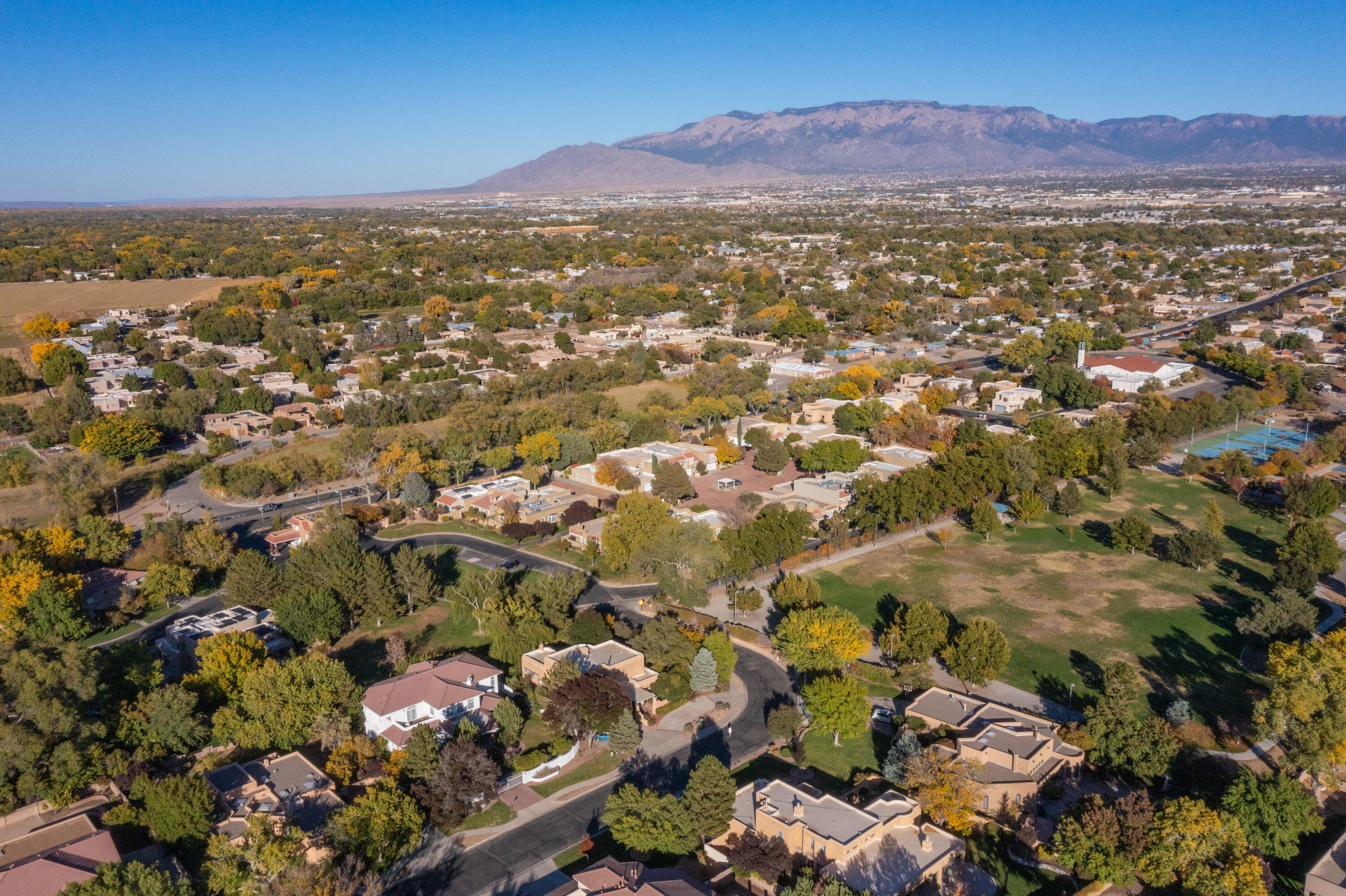 1513 Plaza Encantada NW