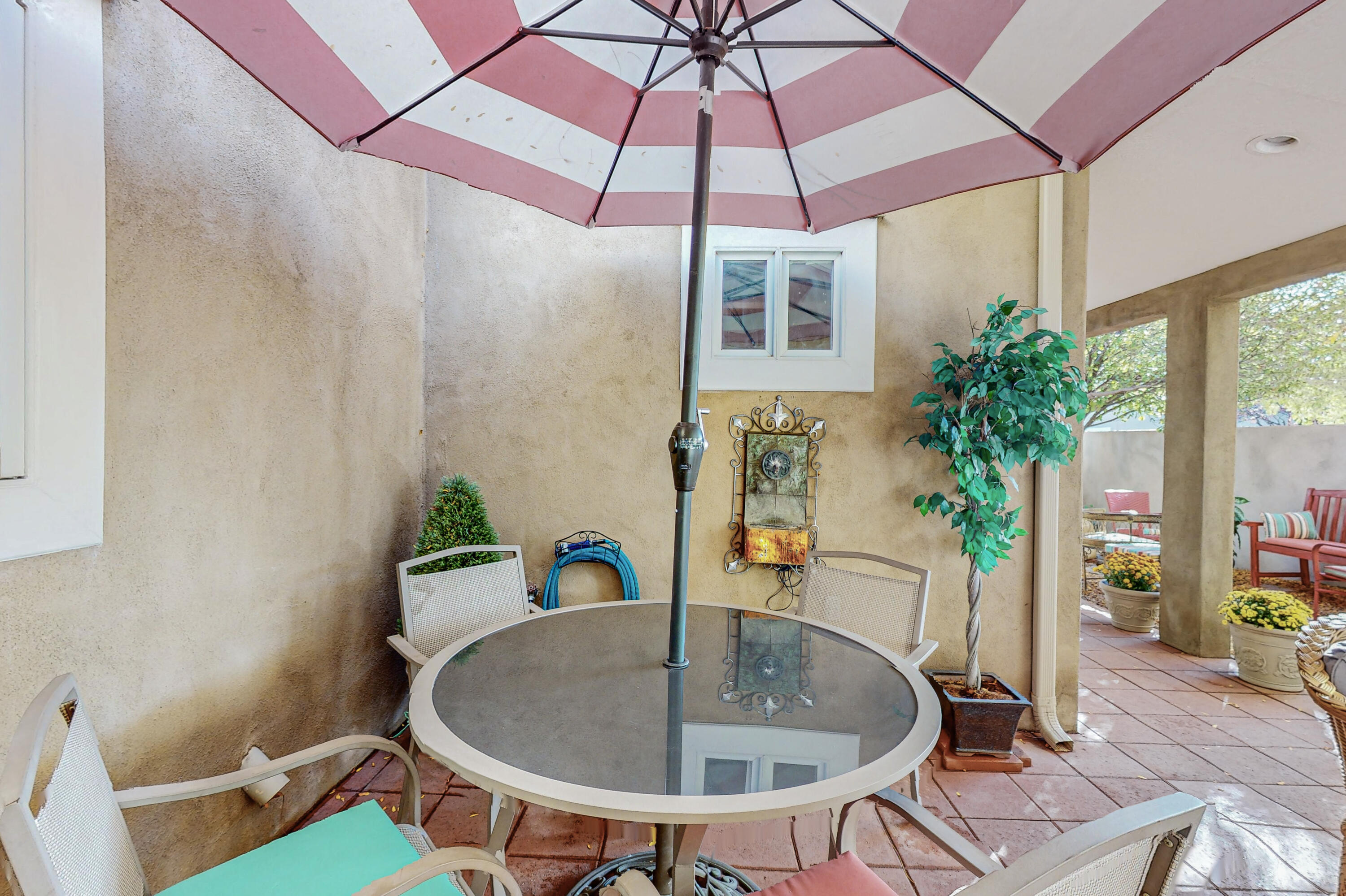 1513 Plaza Encantada NW