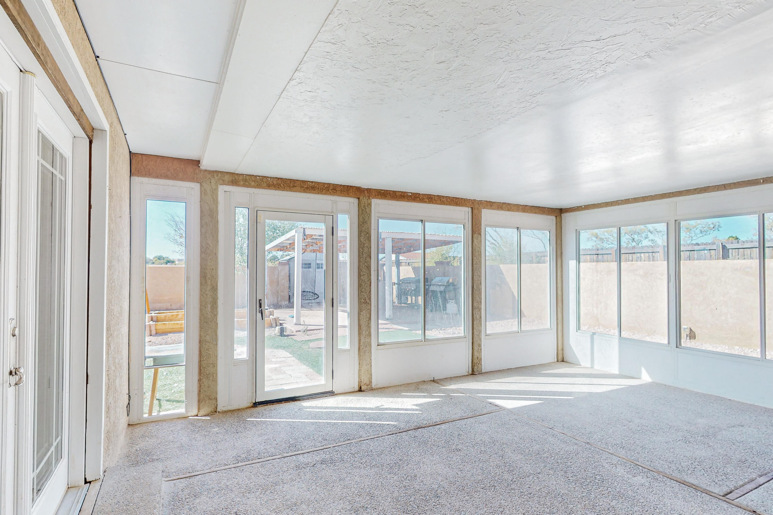 115 2nd Street SE