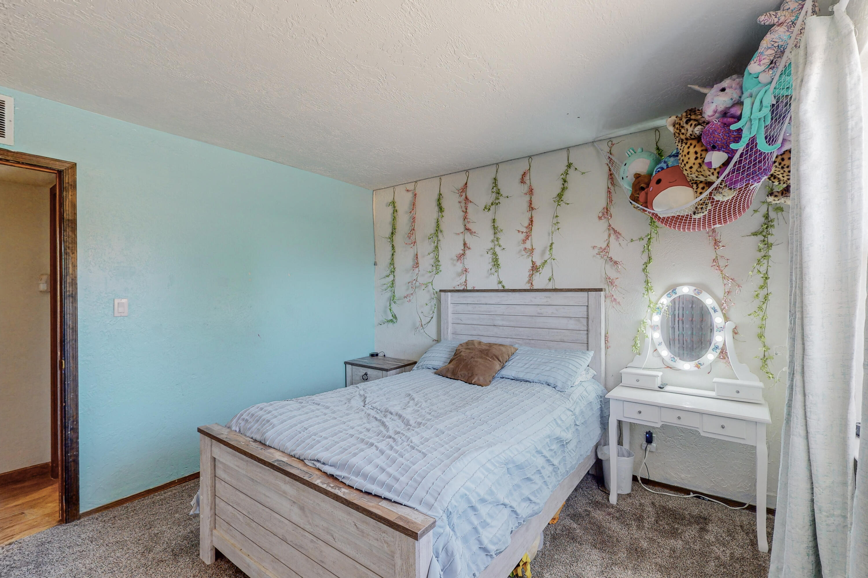 115 2nd Street SE