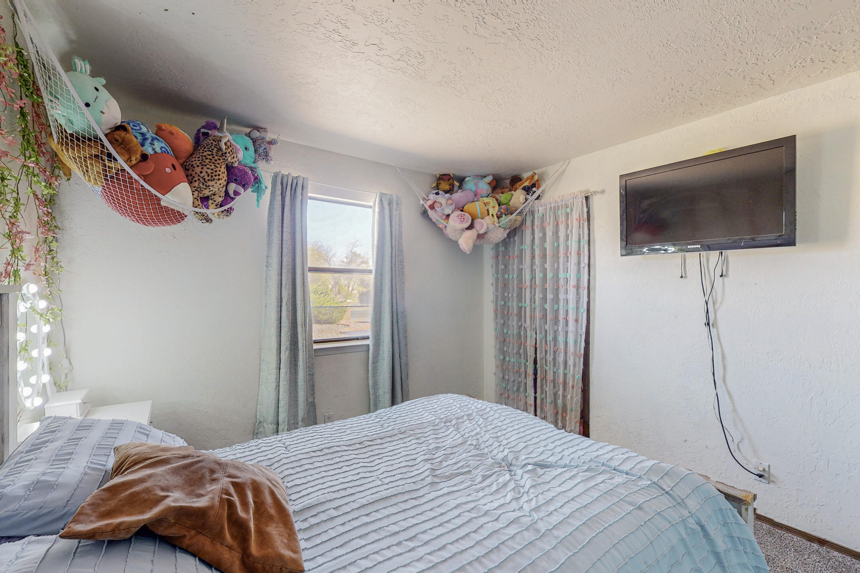 115 2nd Street SE