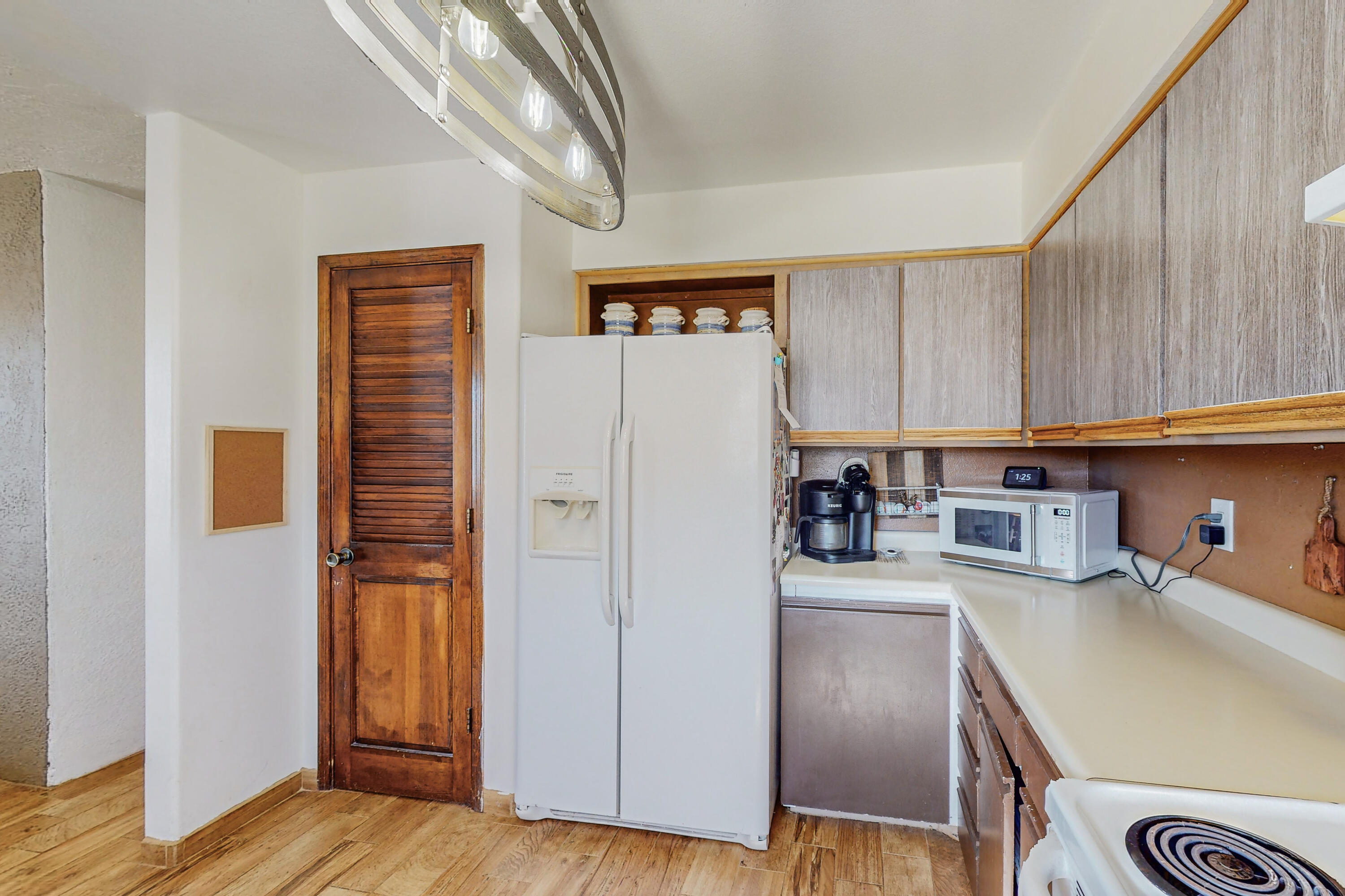 115 2nd Street SE