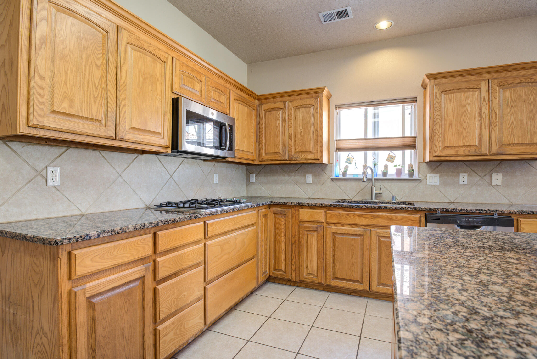 7508 Calle Montana NE