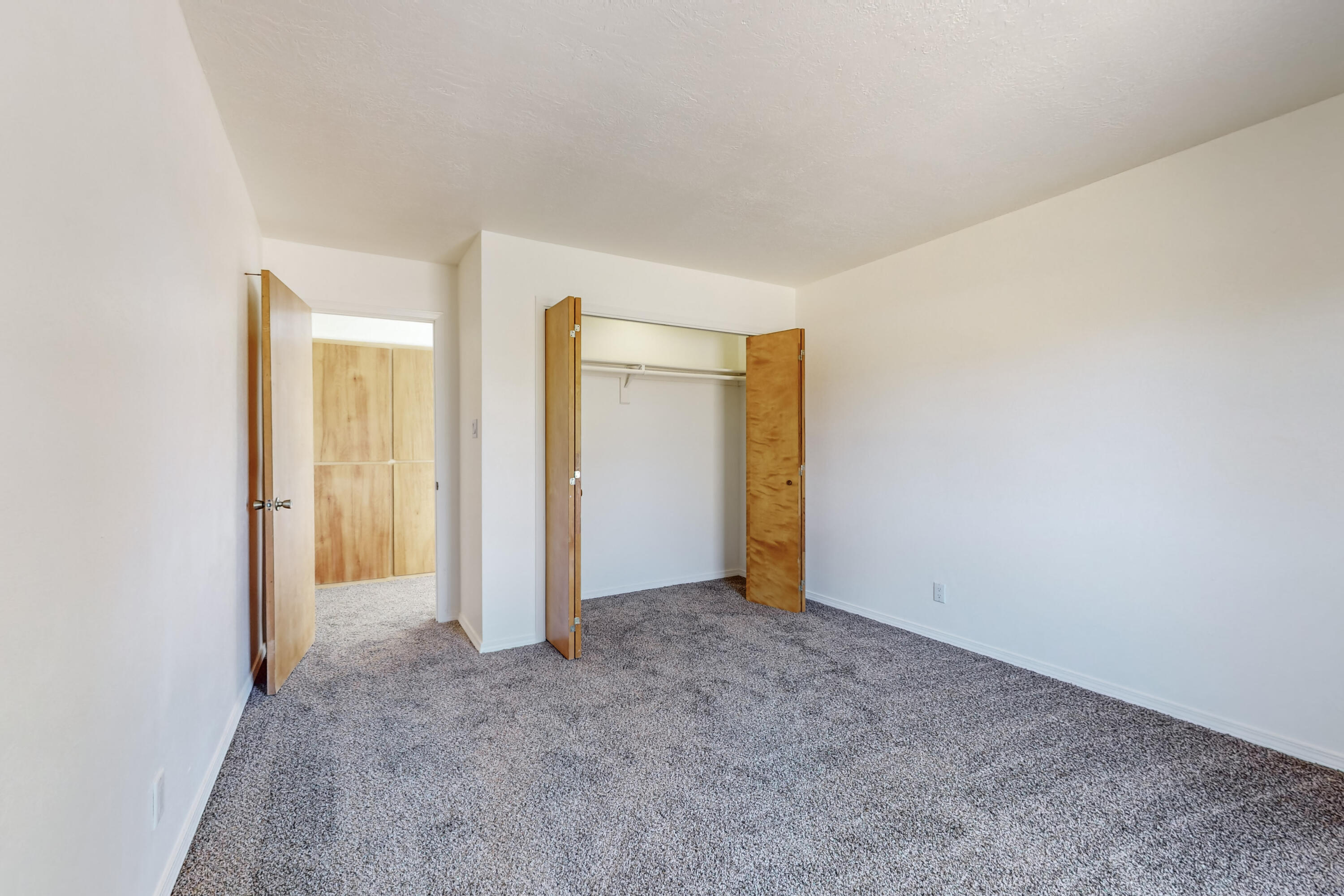 9109 Comanche Road NE