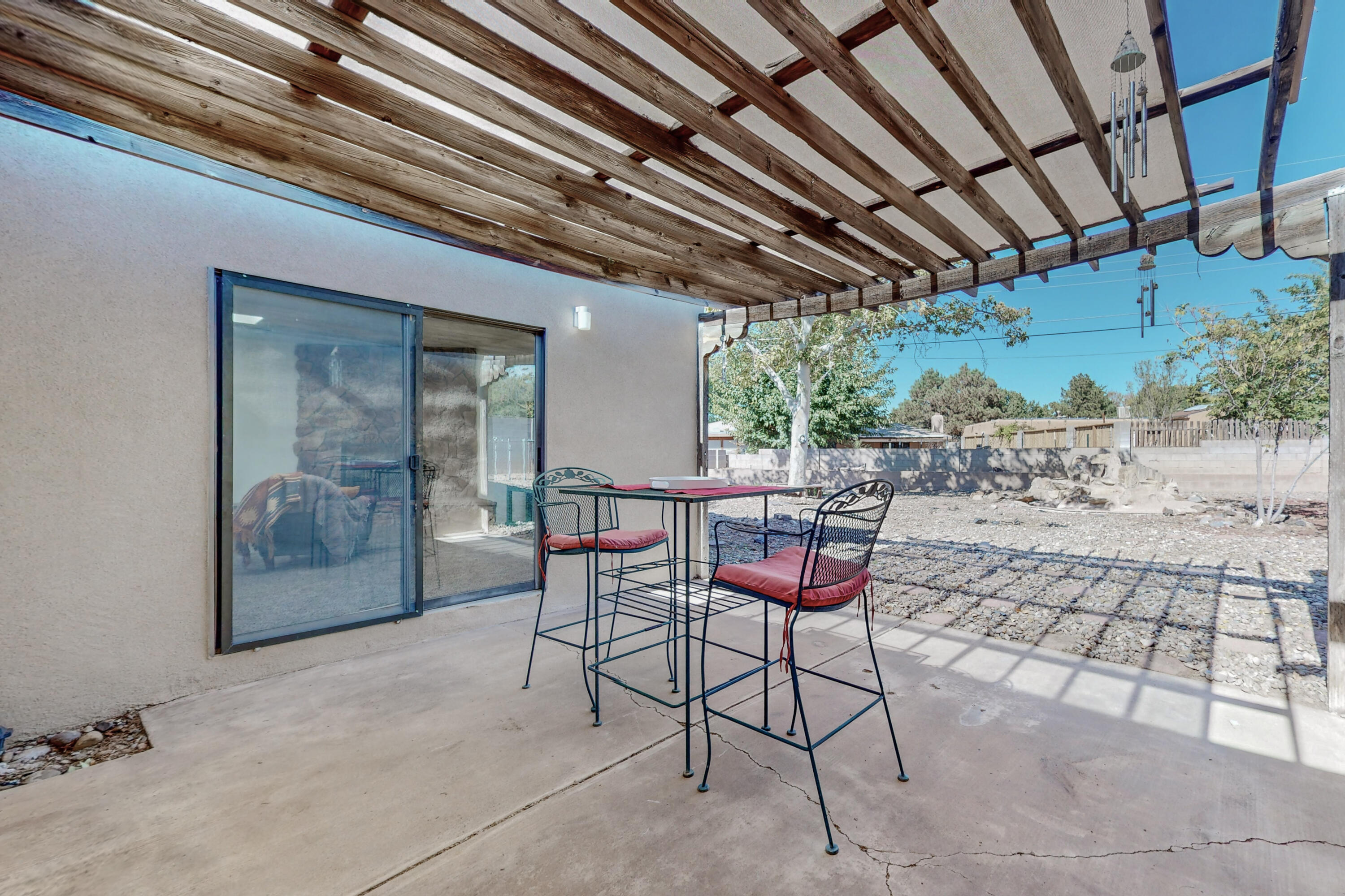 9109 Comanche Road NE