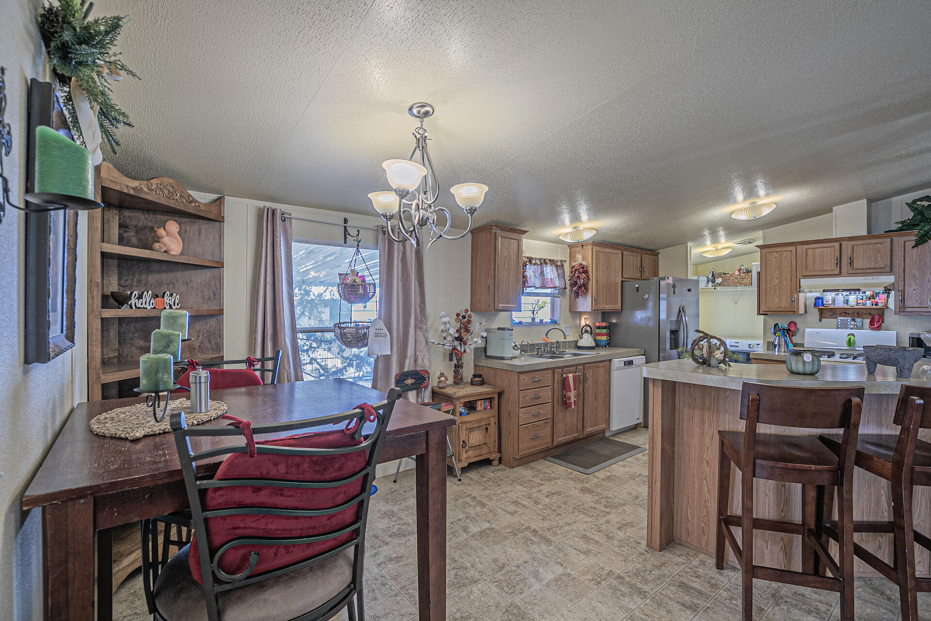 836 Horseshoe Trail SE