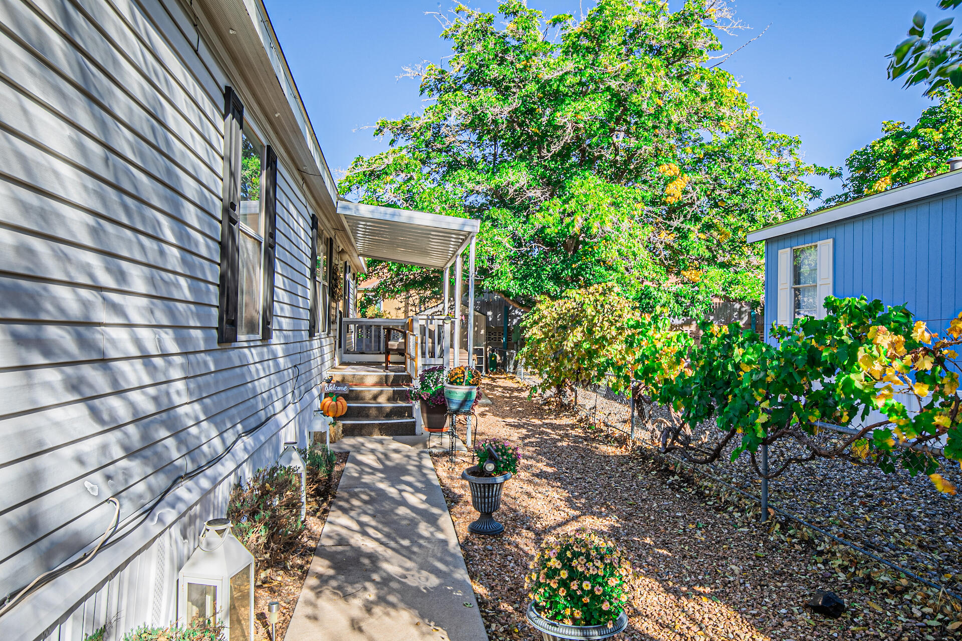 836 Horseshoe Trail SE