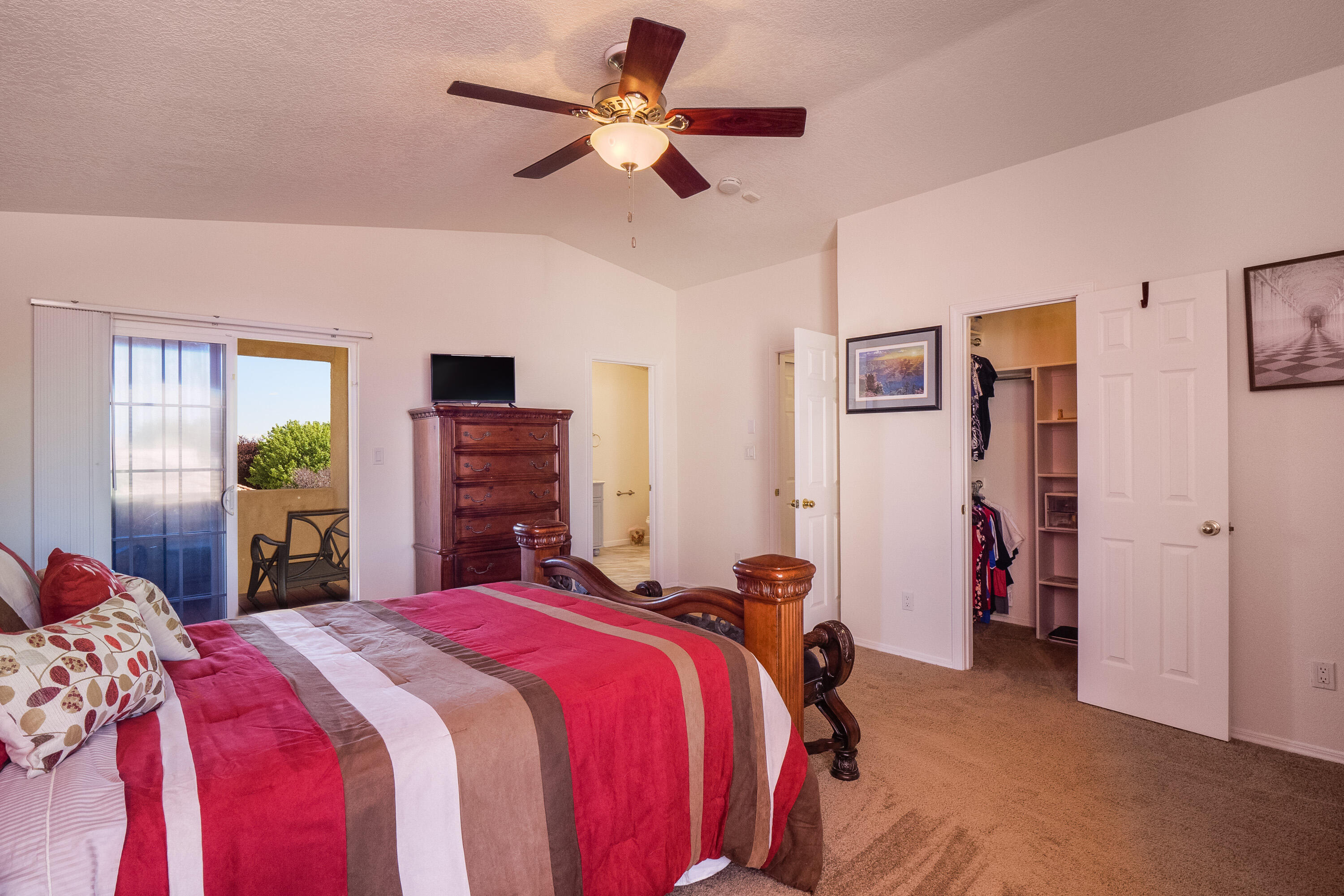 5401 Kokopelli Court NW