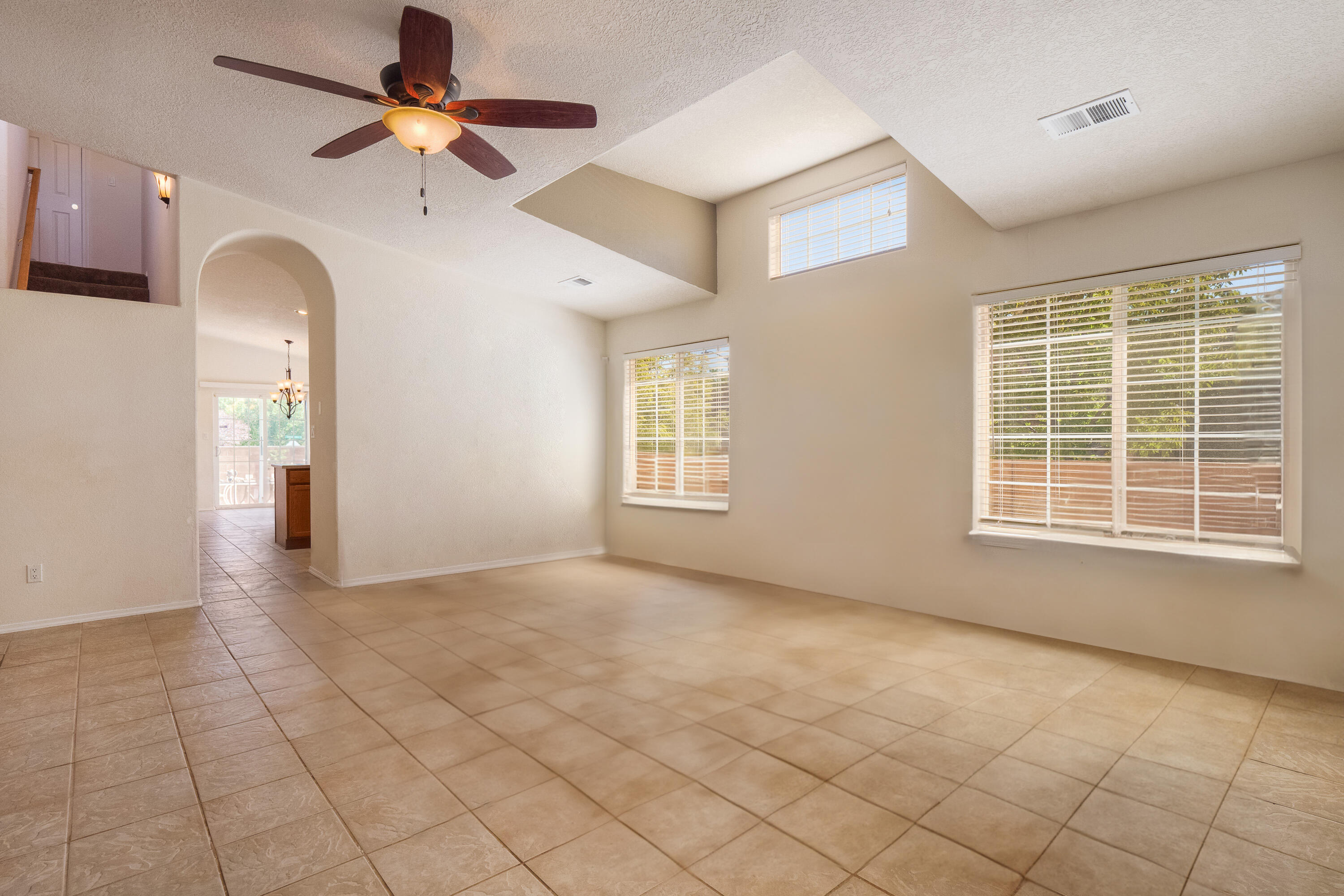5401 Kokopelli Court NW