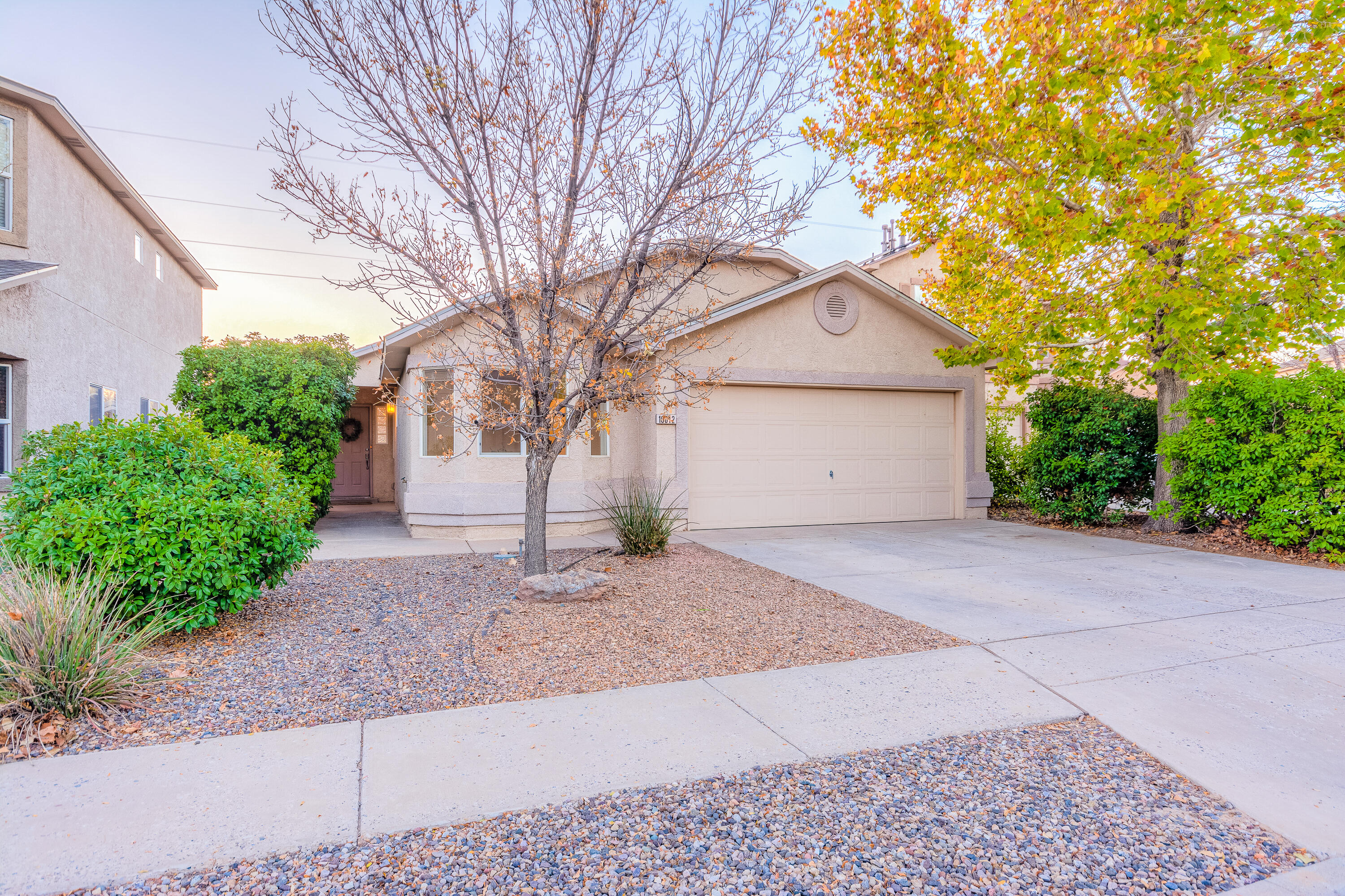 10012 Calle Chulita NW
