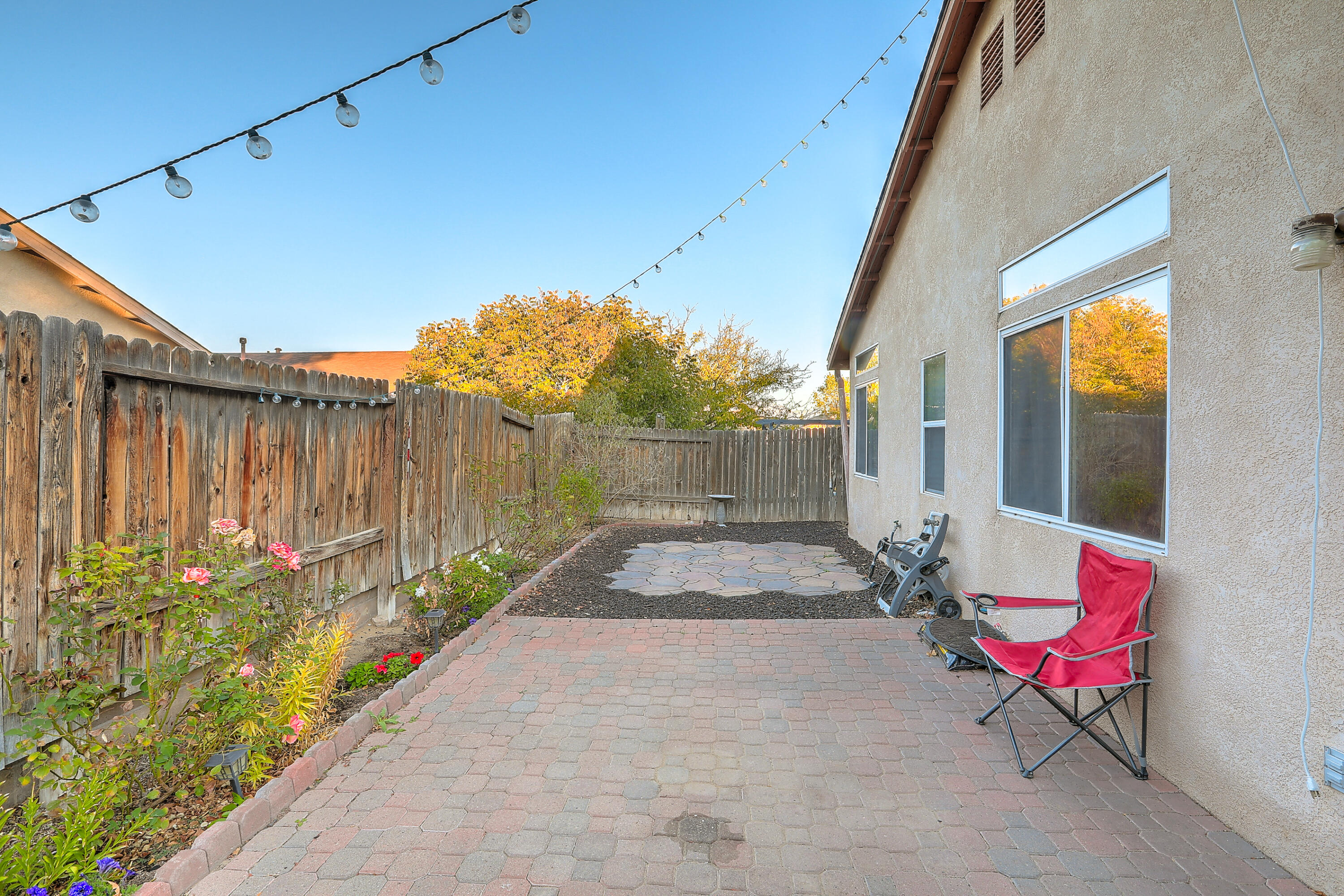 5905 Canis Avenue NW