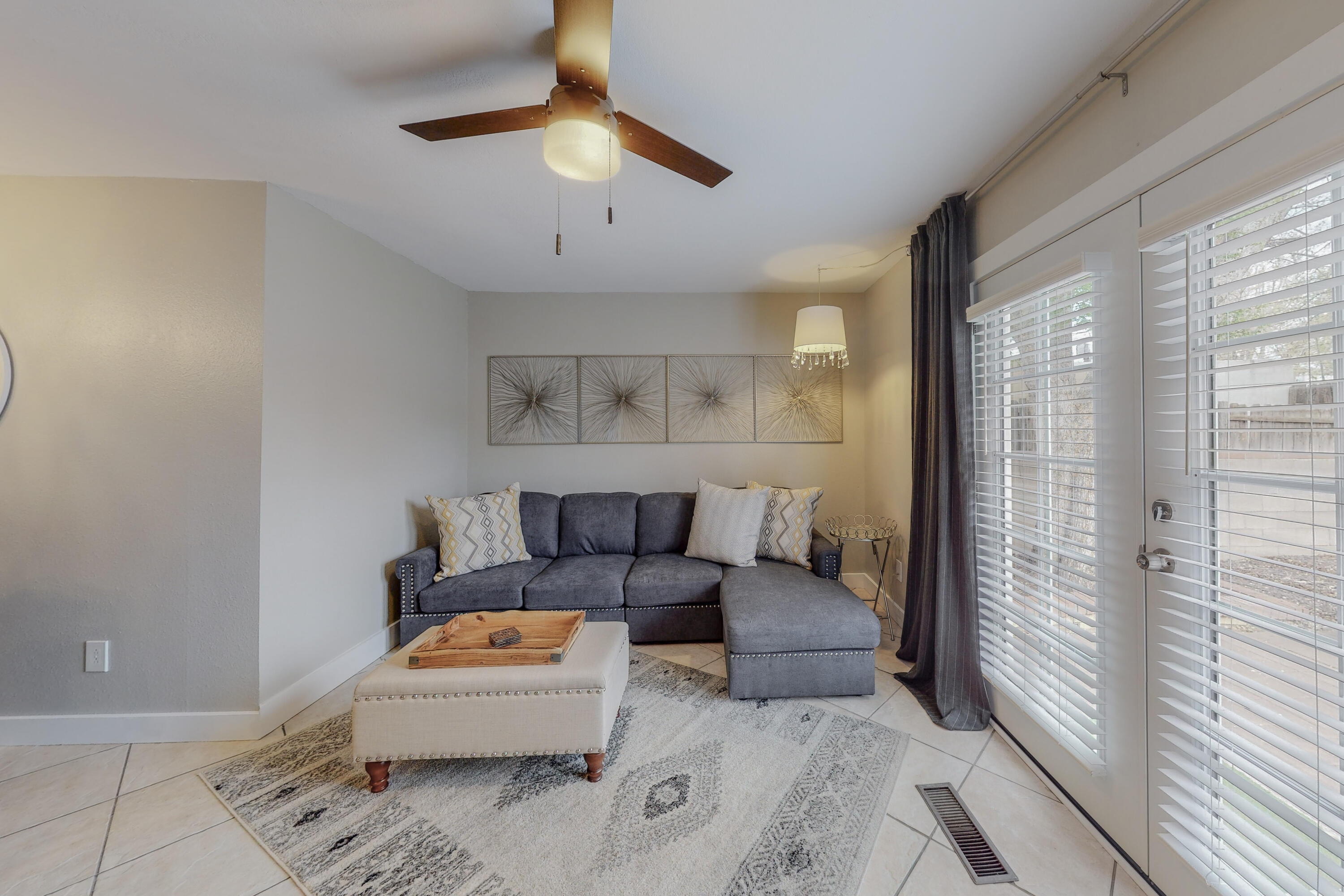 3709 Campus Boulevard NE