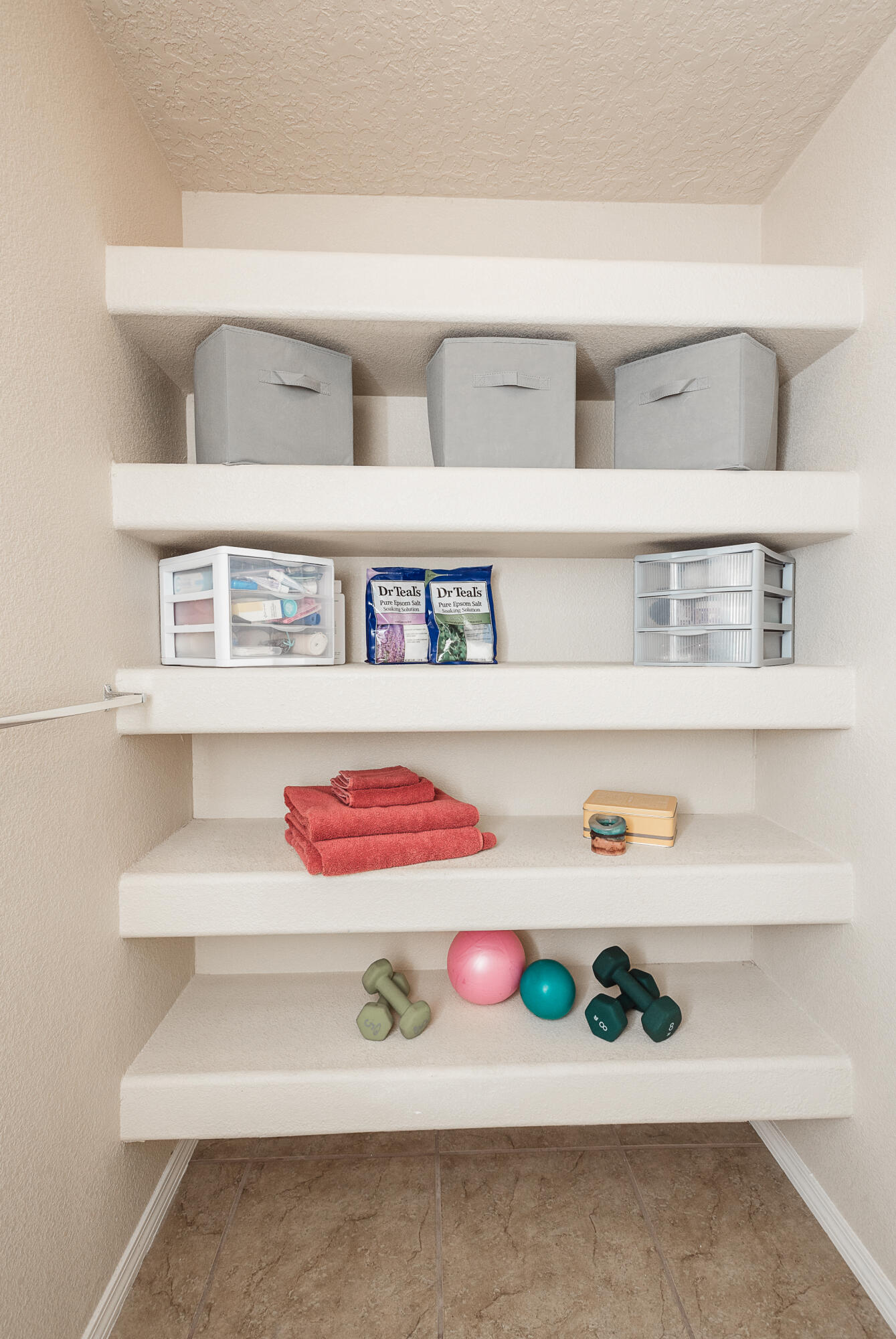 8319 Wild Dunes Avenue NW