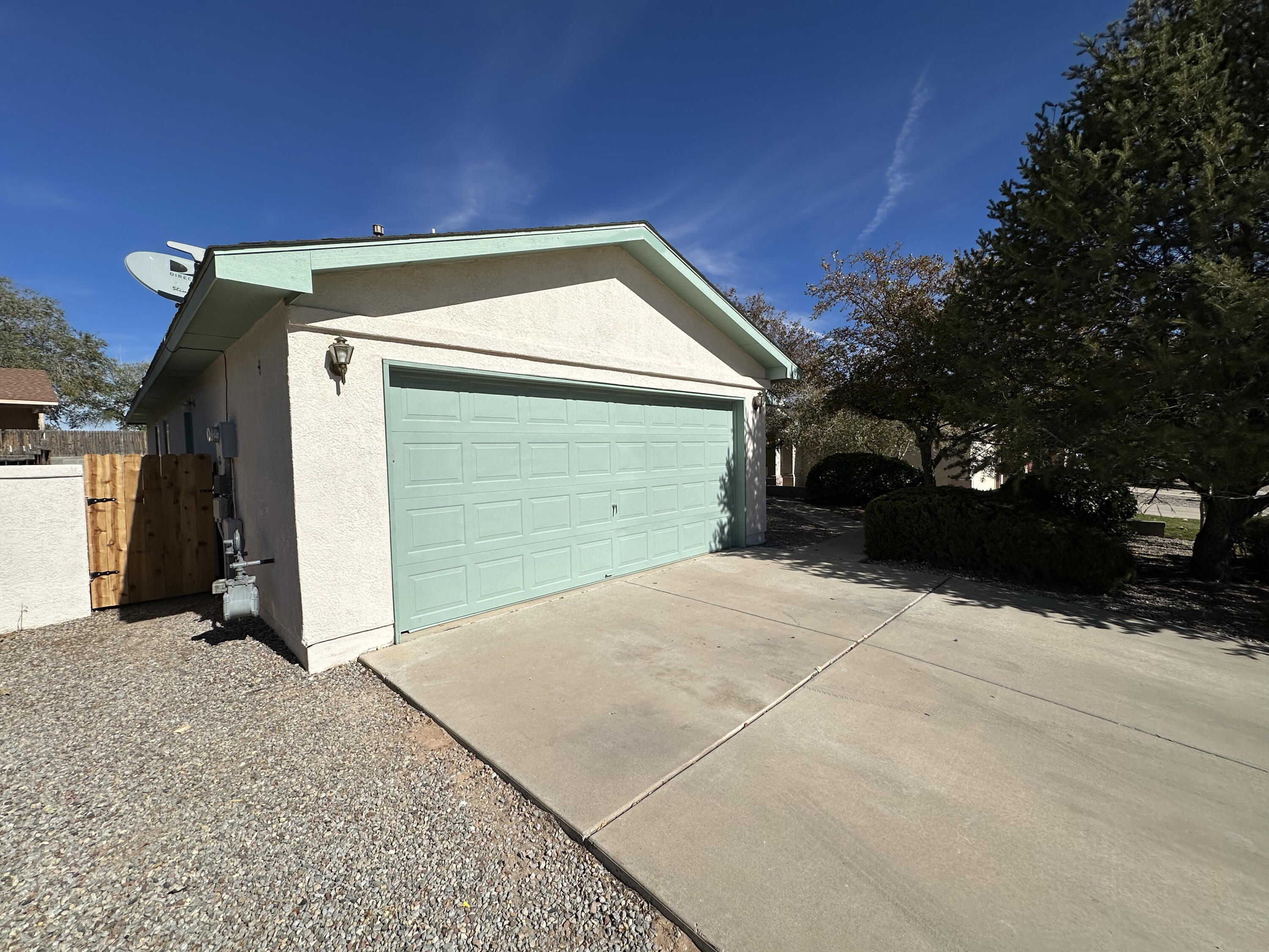 497 Medina Meadows Drive NE